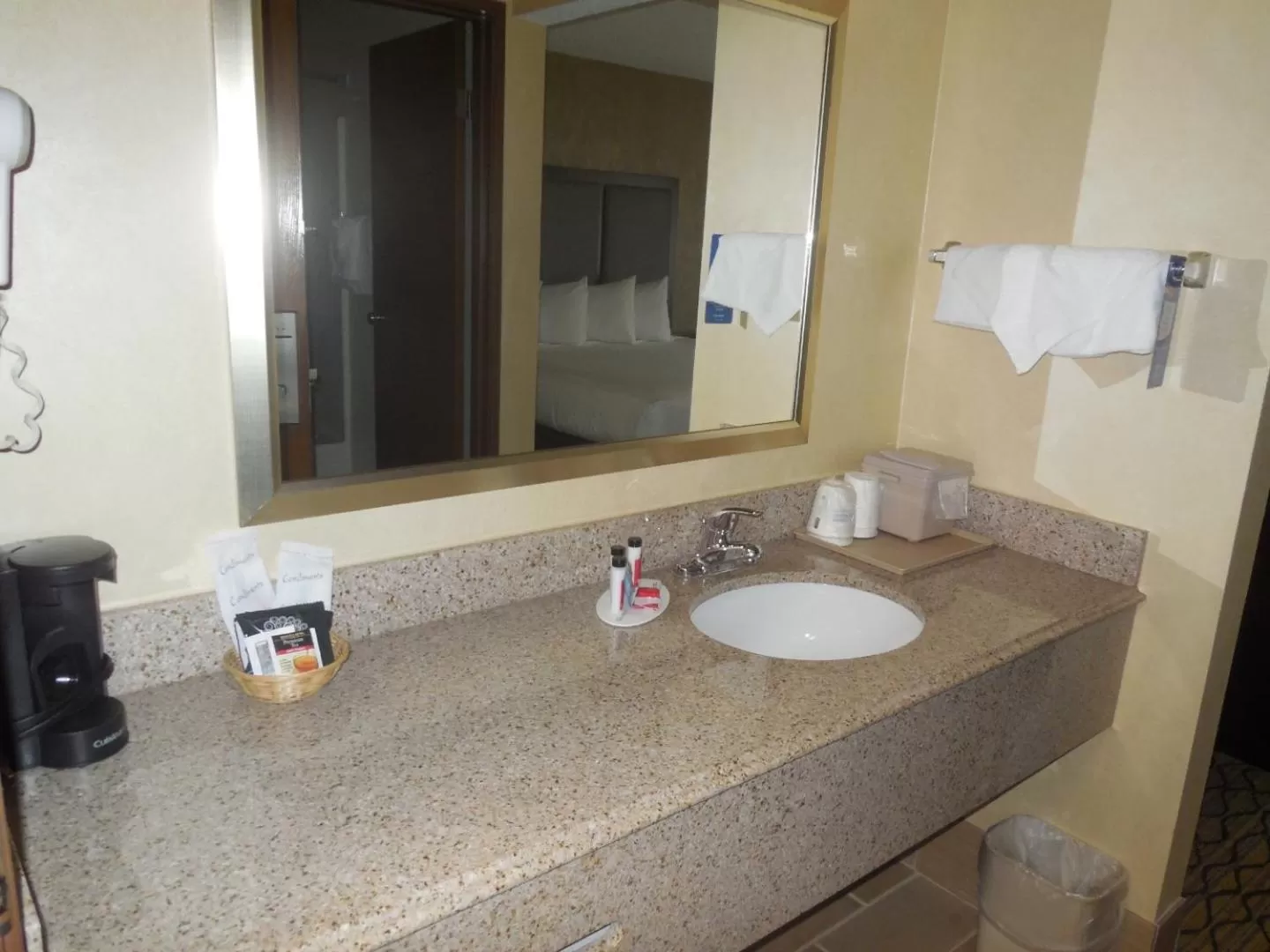 Bathroom in Baymont by Wyndham Bridgeport/Frankenmuth