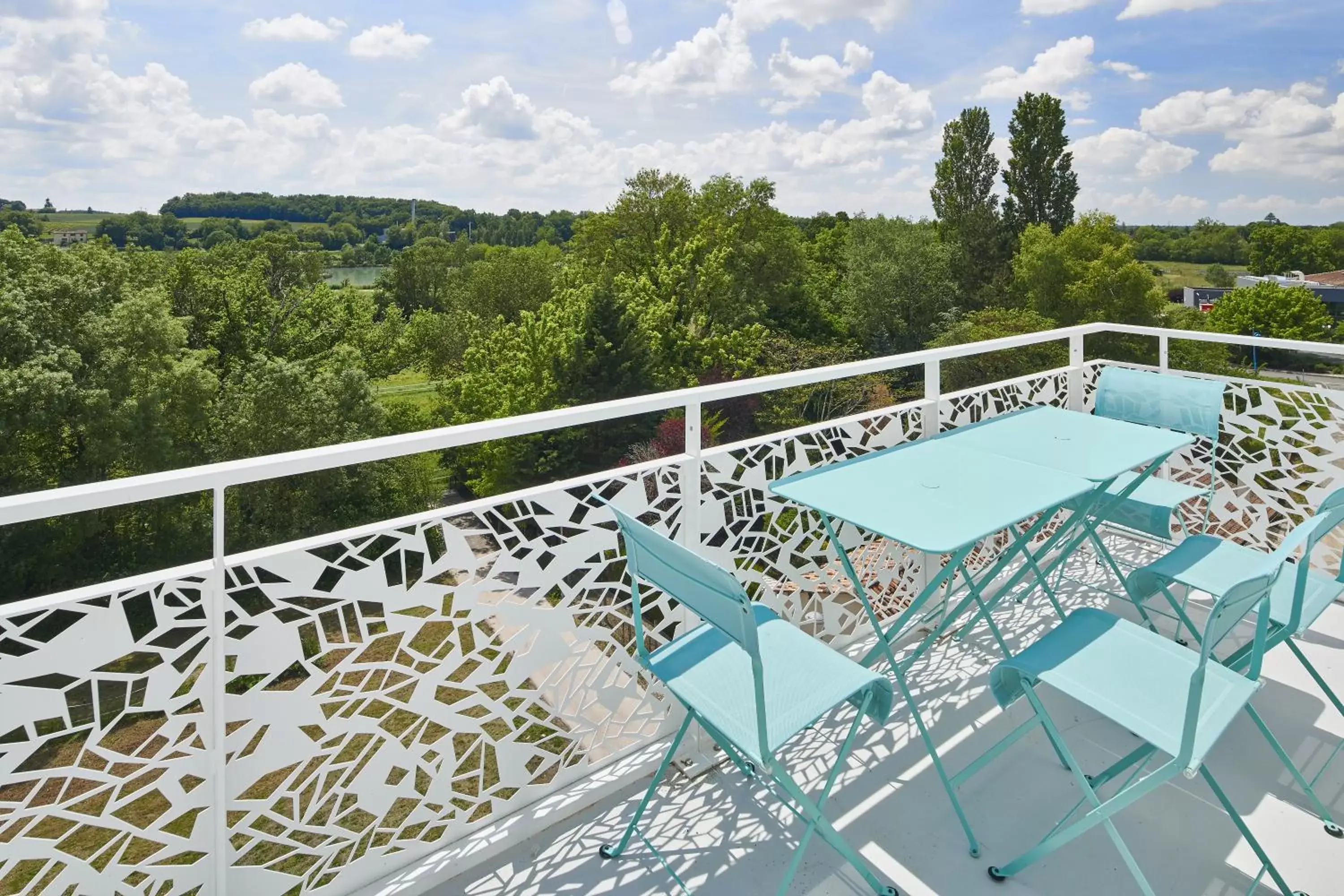 Balcony/Terrace in Résidence Vacances Bleues Les Coteaux de Jonzac