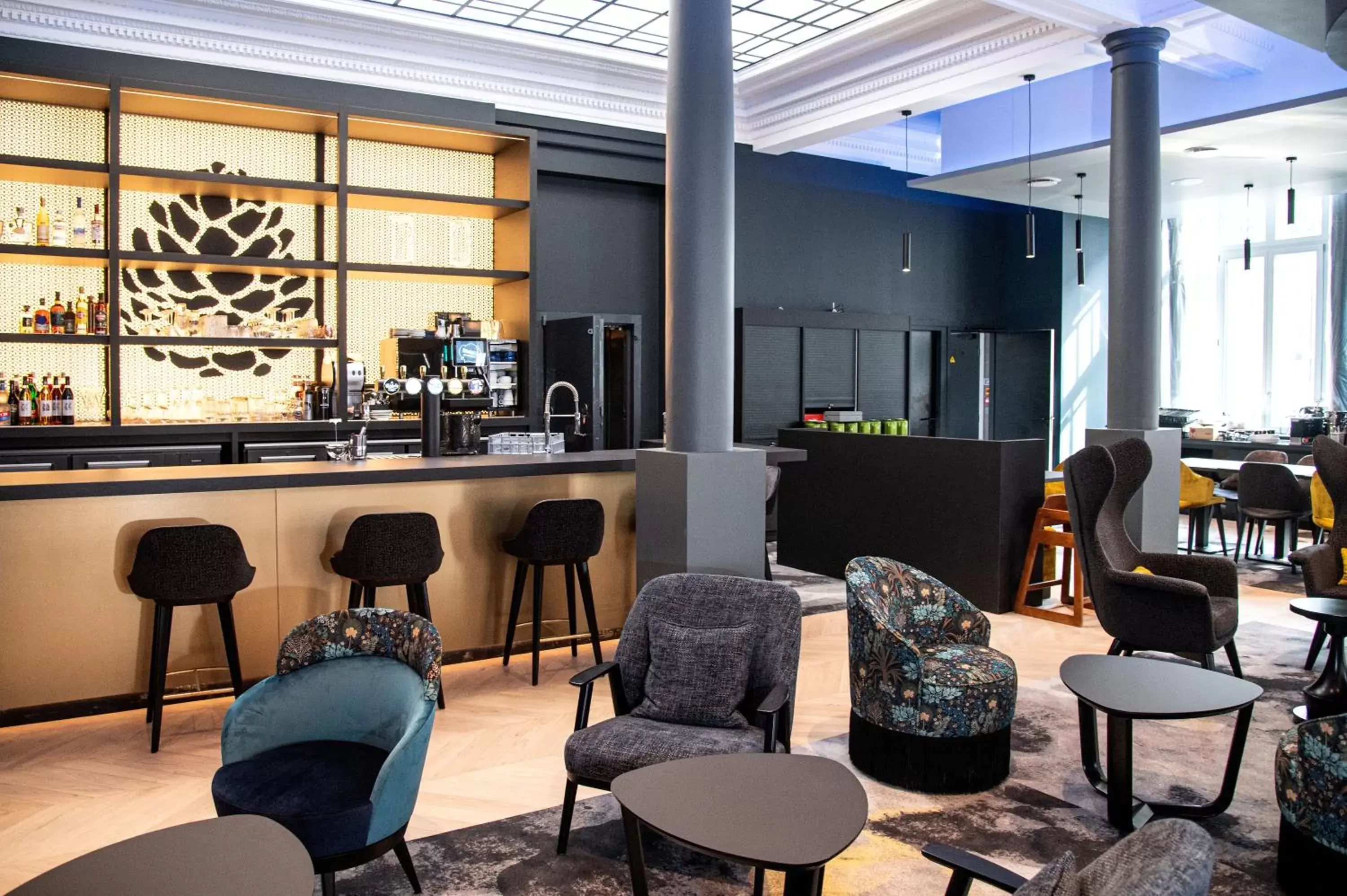 Lounge or bar, Lounge/Bar in Best Western Premier Le Chapitre Hotel and Spa