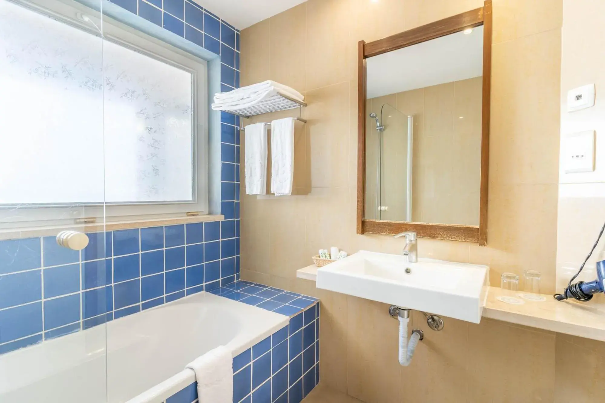 Toilet, Bathroom in Boa Vista Hotel & Spa - Adults Only