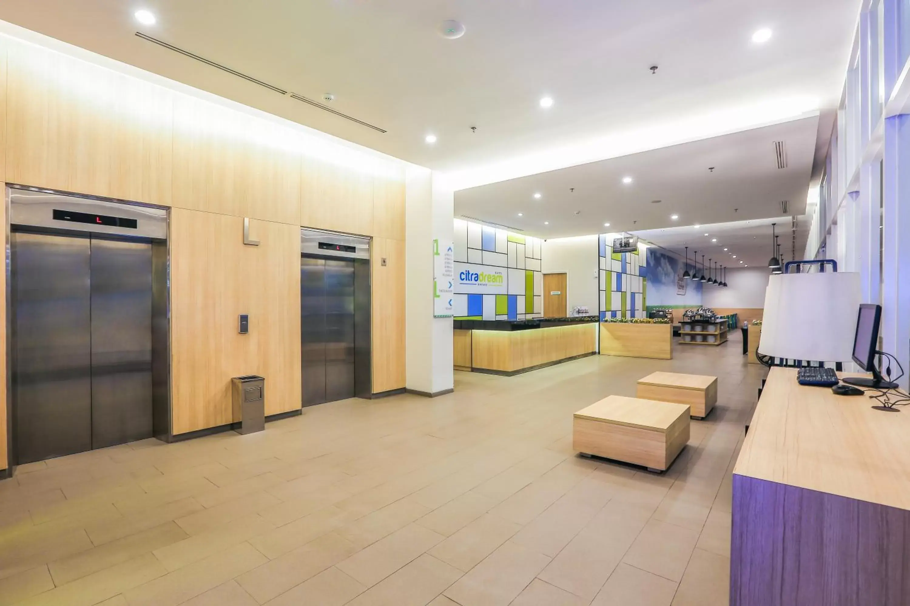 Lobby or reception in Hotel Citradream Bintaro Lobby or reception in Hotel Citradream Bintaro