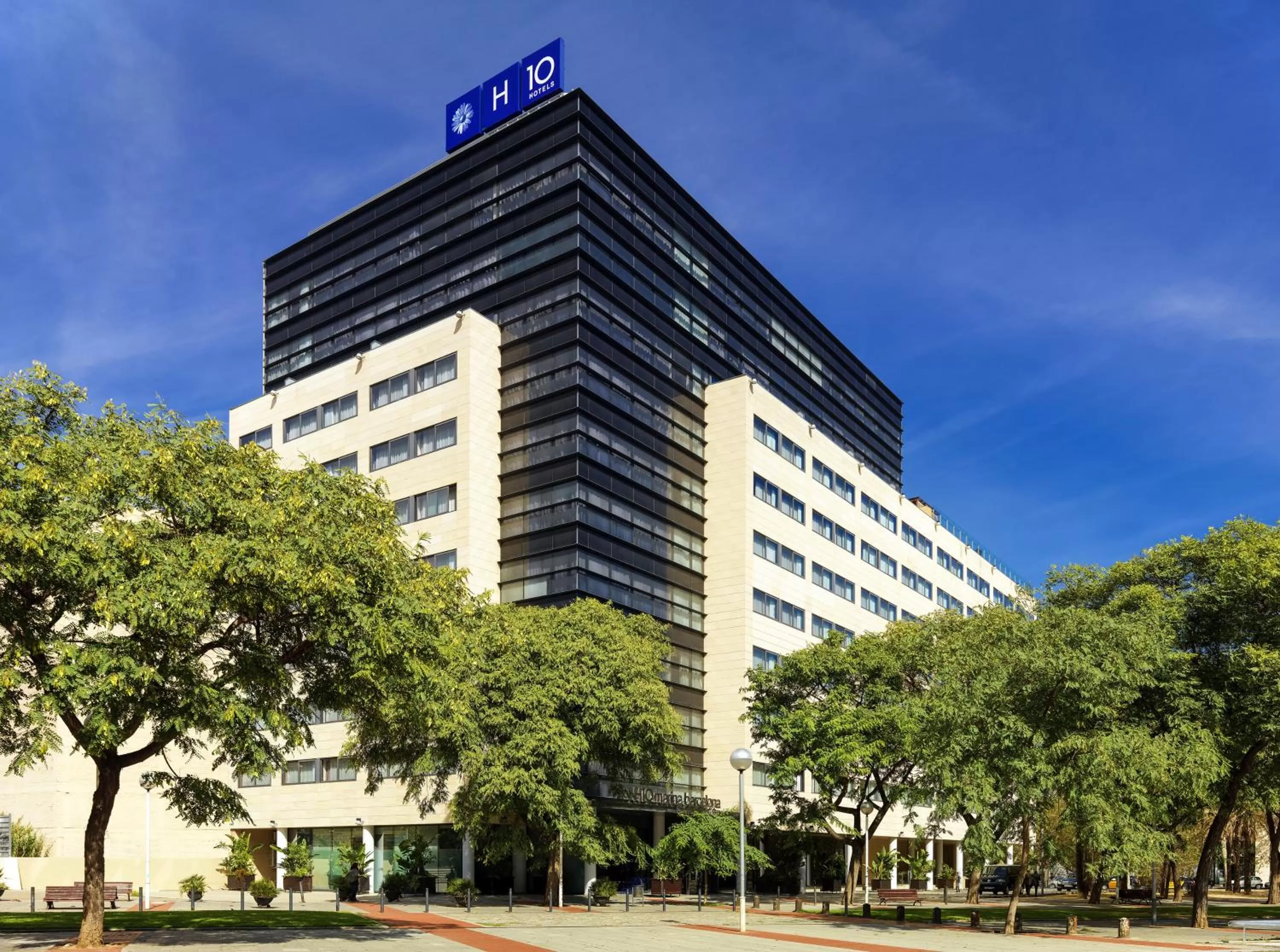 Property building in H10 Marina Barcelona