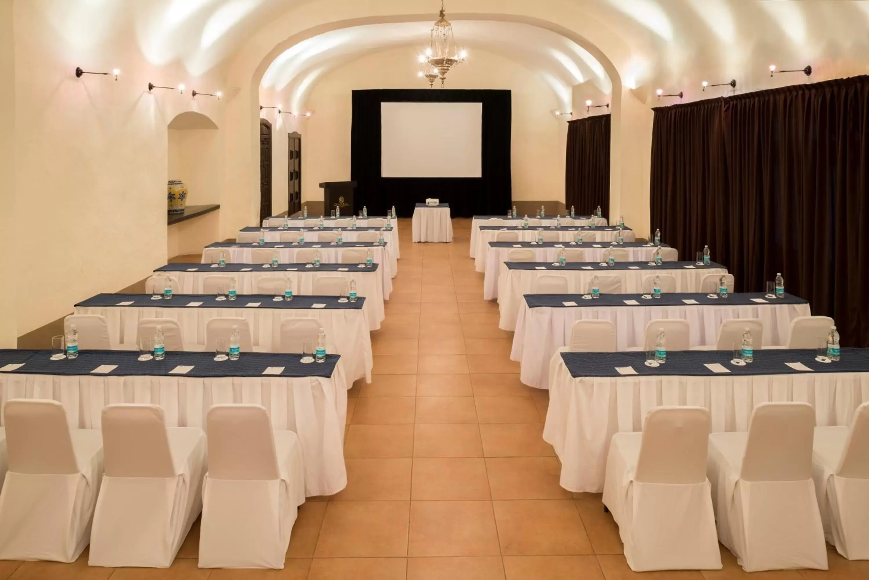 Meeting/conference room, Banquet Facilities in Quinta Real Puebla