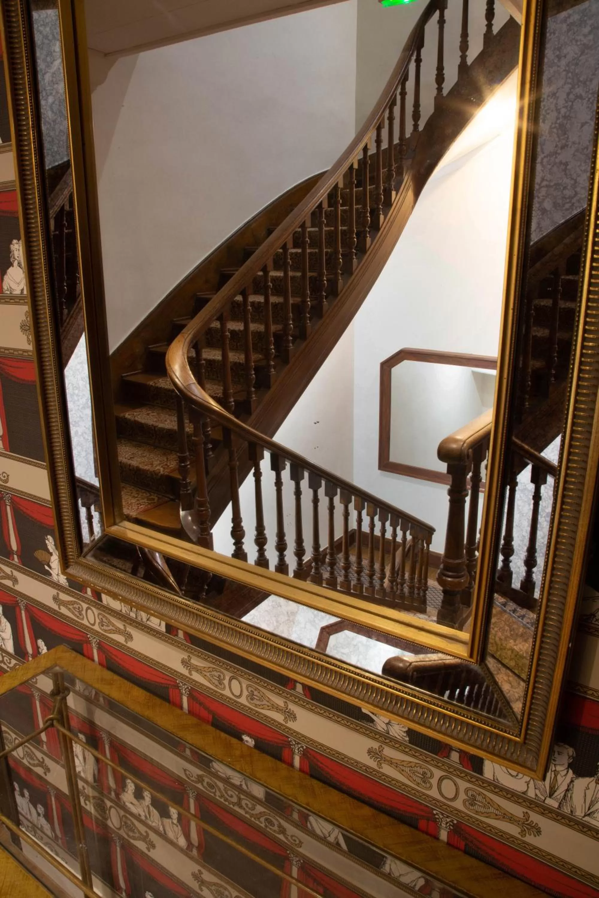 Lobby or reception in Hotelo Lyon Ainay