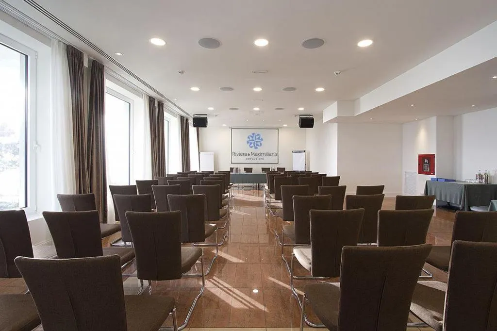 Meeting/conference room in Hotel Riviera & Maximilian's