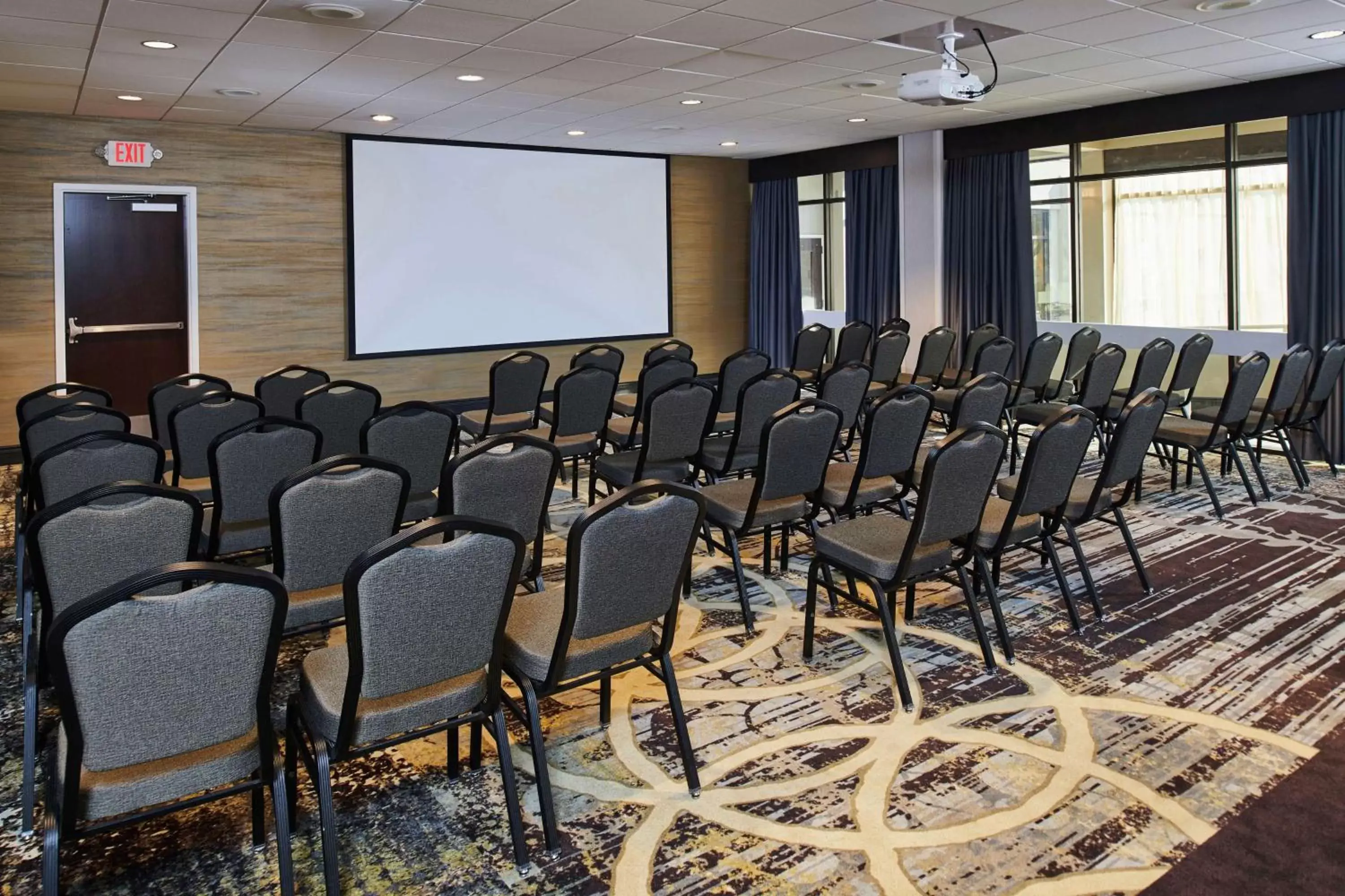 Meeting/conference room in Doubletree By Hilton Raleigh Crabtree Valley