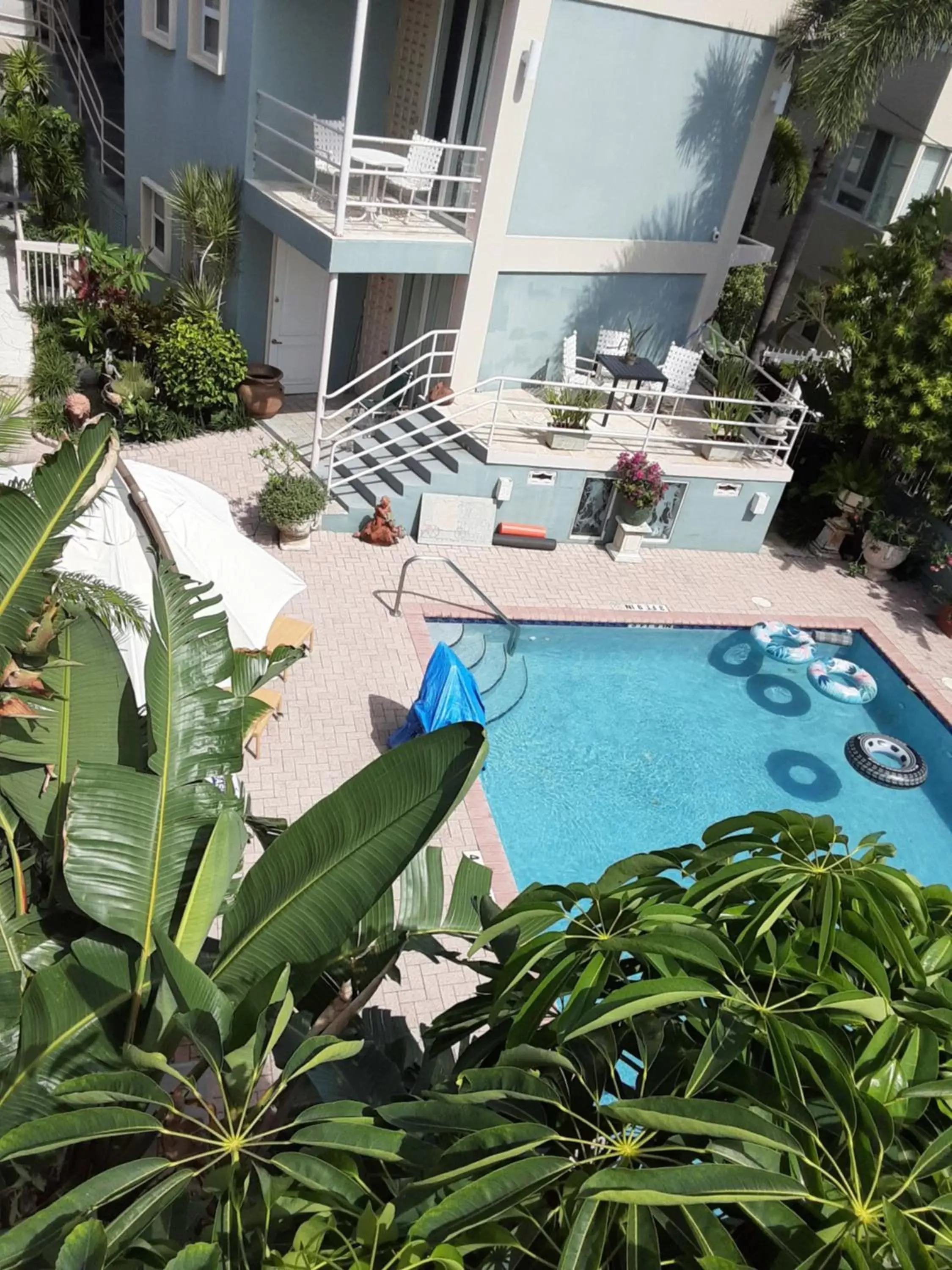 Day, Pool View in Manhattan Tower Apartment Hotel