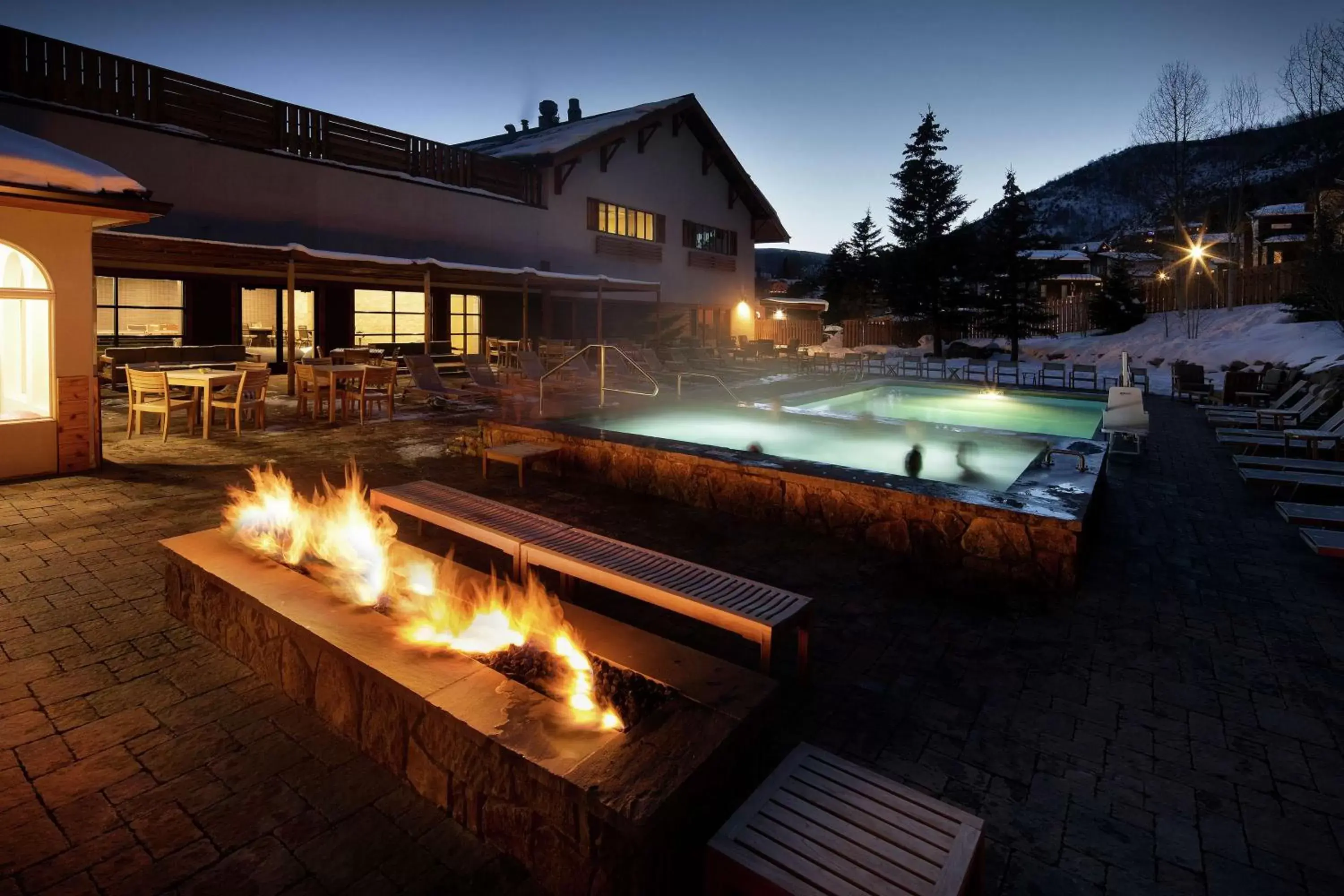 Property Building in Highline Vail - a DoubleTree by Hilton