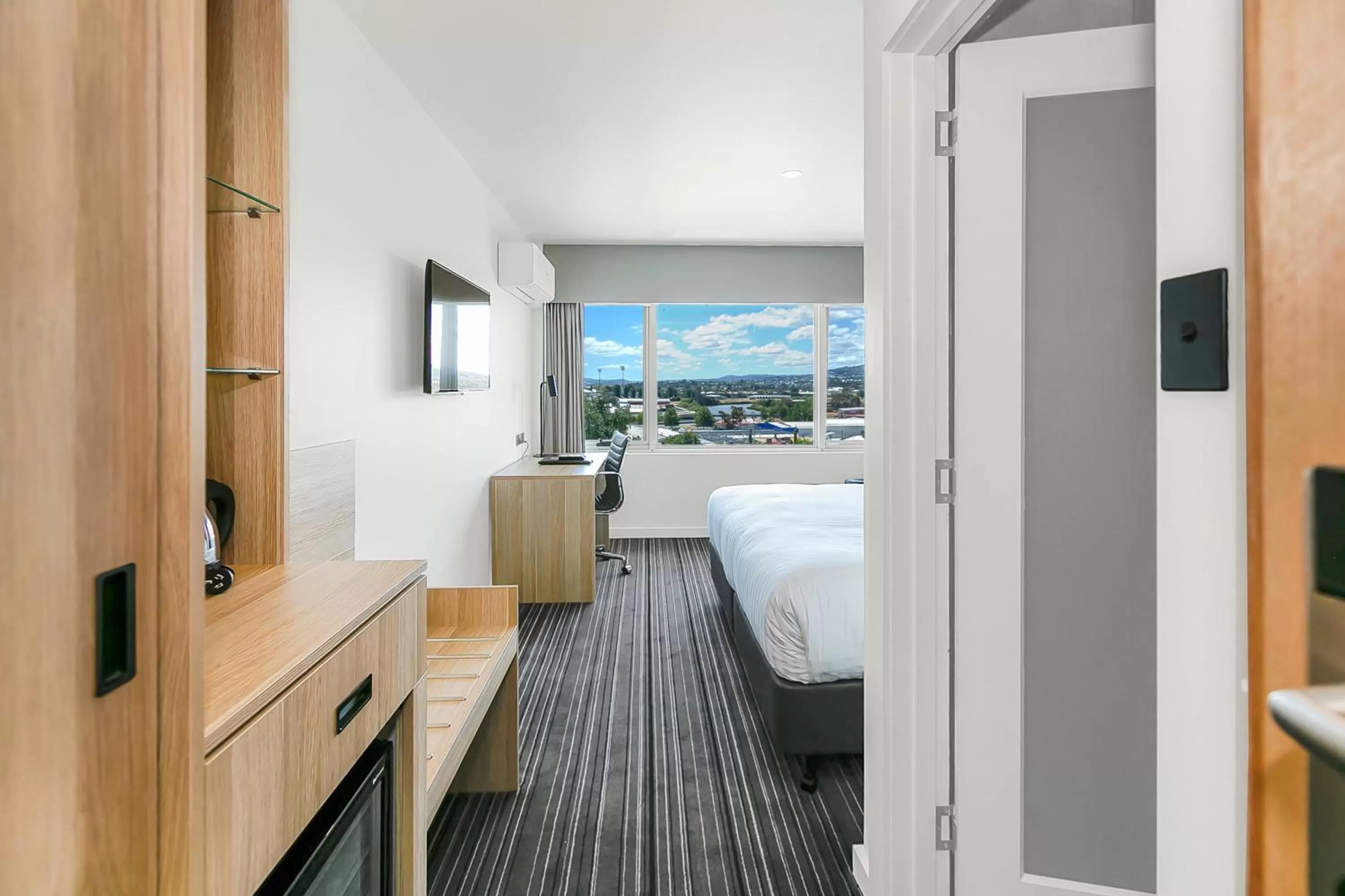 Bedroom, Bed in Mercure Launceston