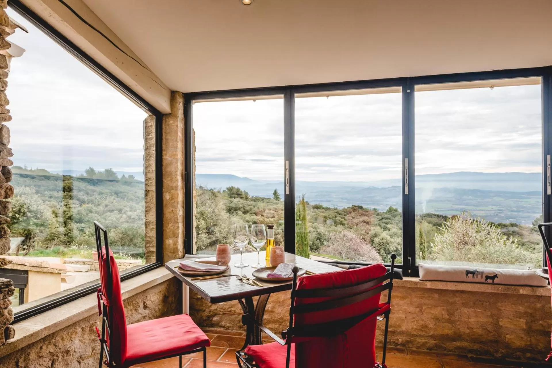 Natural landscape, Restaurant/Places to Eat in Le Petit Palais D'Aglae