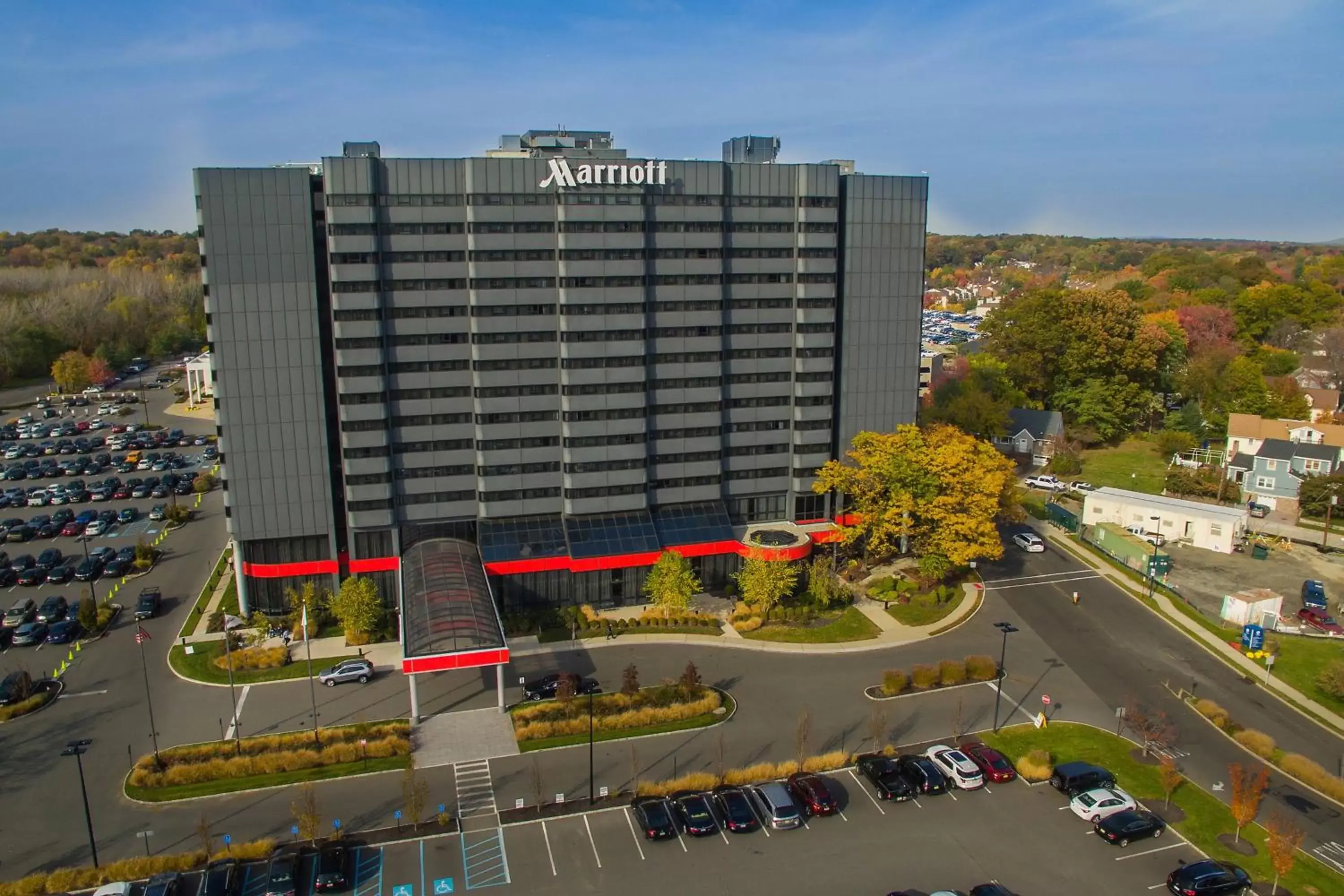 Property building, Bird's-eye View in Teaneck Marriott at Glenpointe