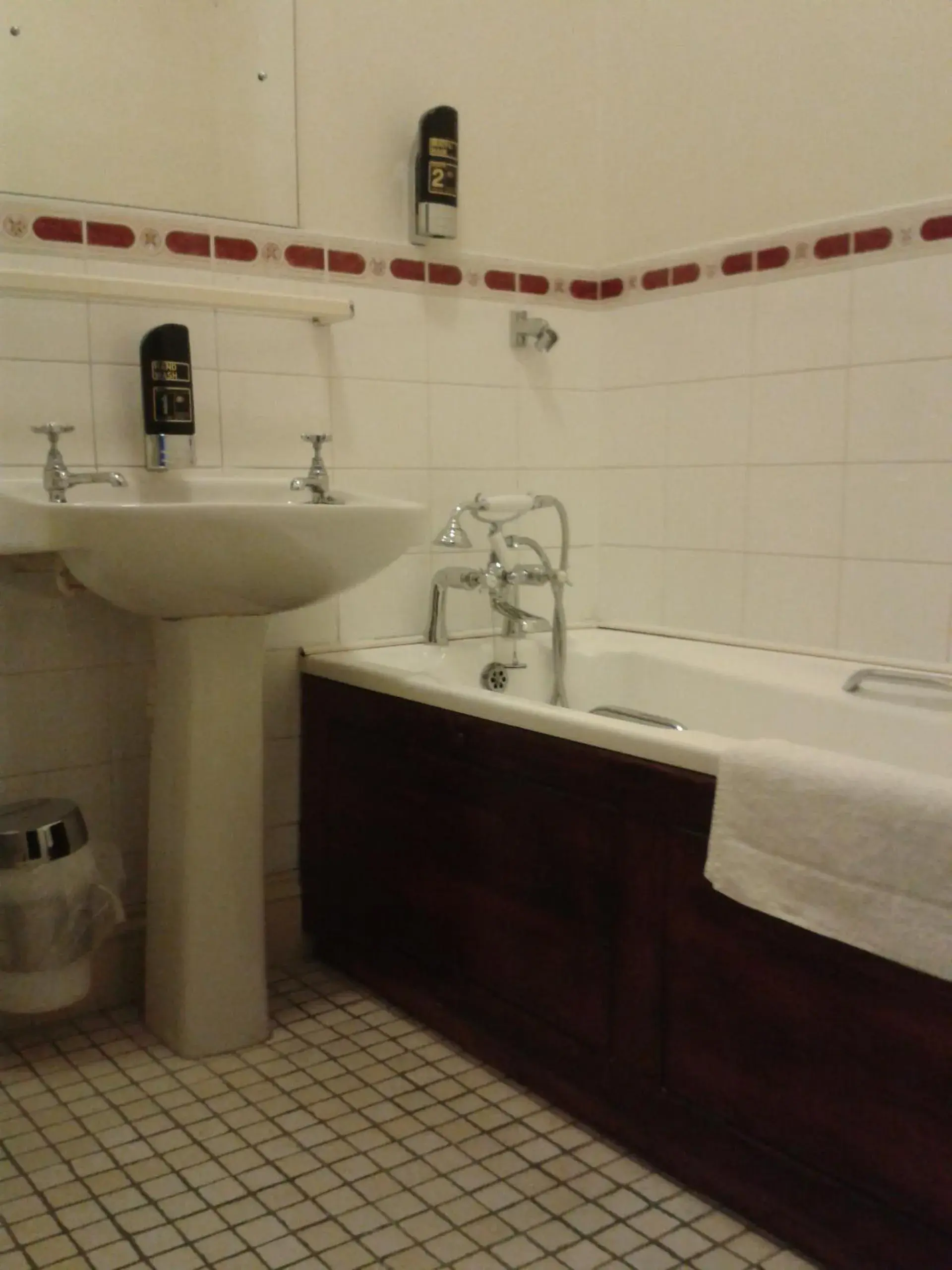 Bathroom in Regency Hotel