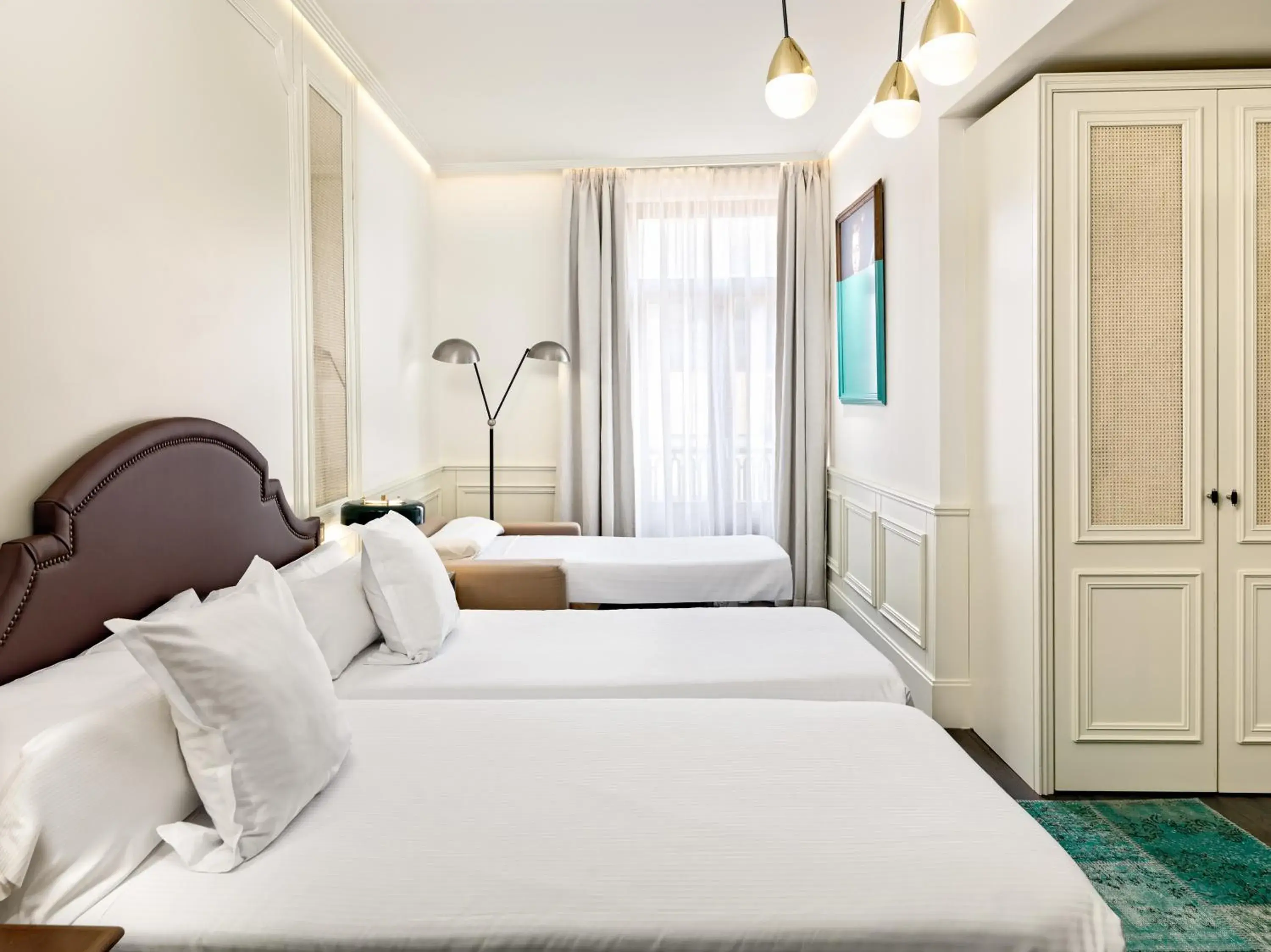 Bedroom, Bed in Boutique Hotel H10 Villa de la Reina
