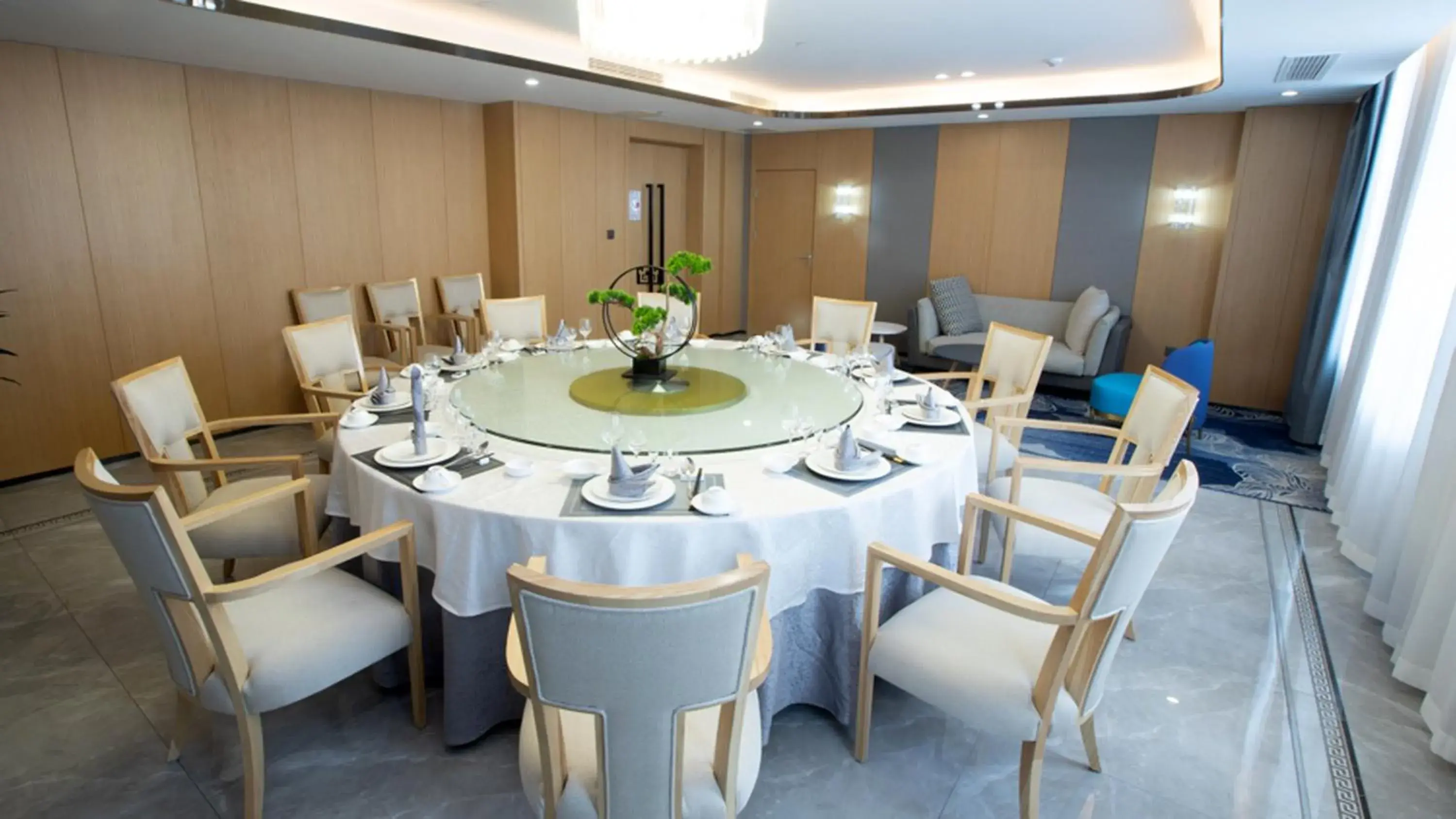 Restaurant/places to eat, Banquet Facilities in Holiday Inn Express Linyi West, an IHG Hotel