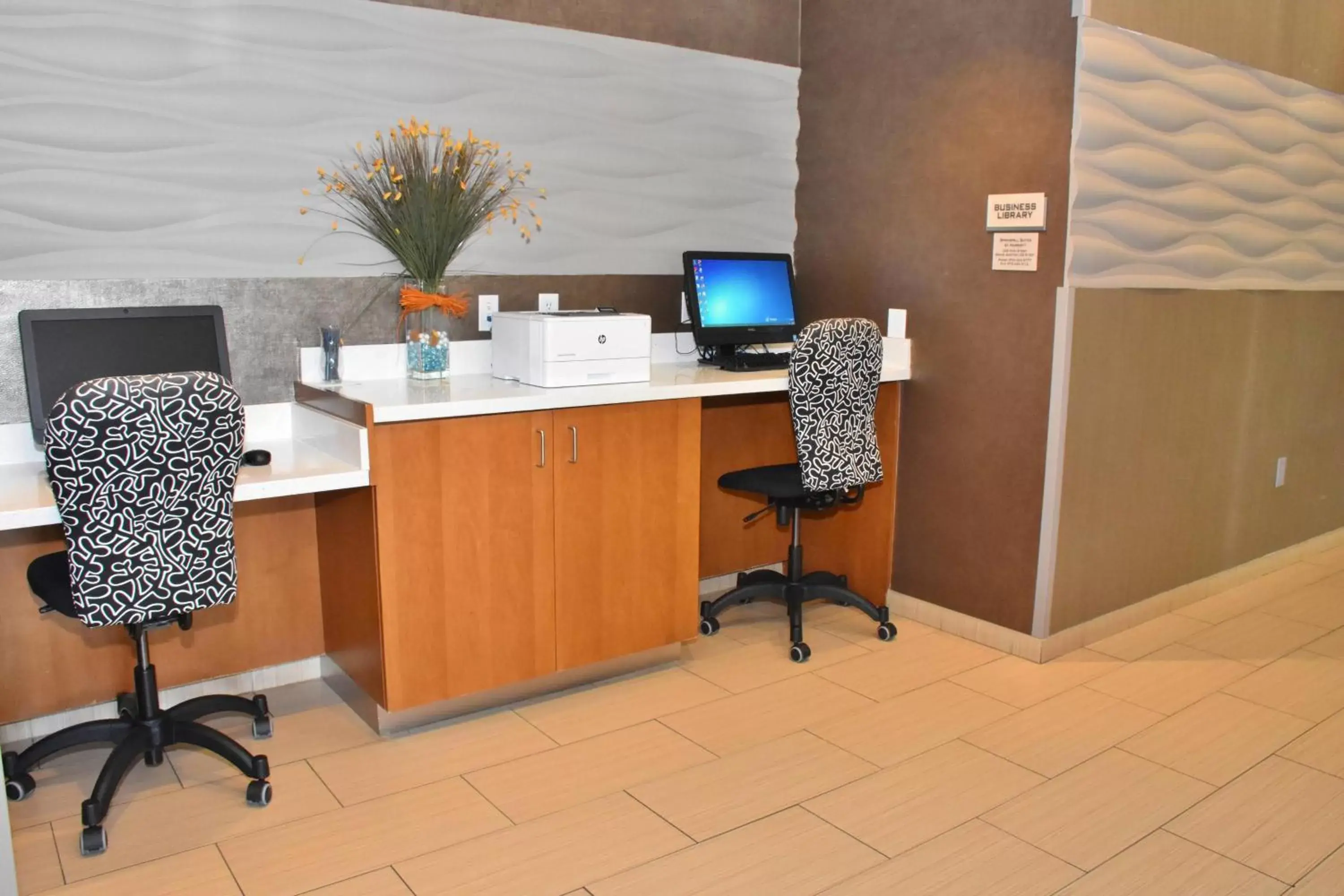 Business facilities in SpringHill Suites by Marriott Grand Junction Downtown/Historic Main Street