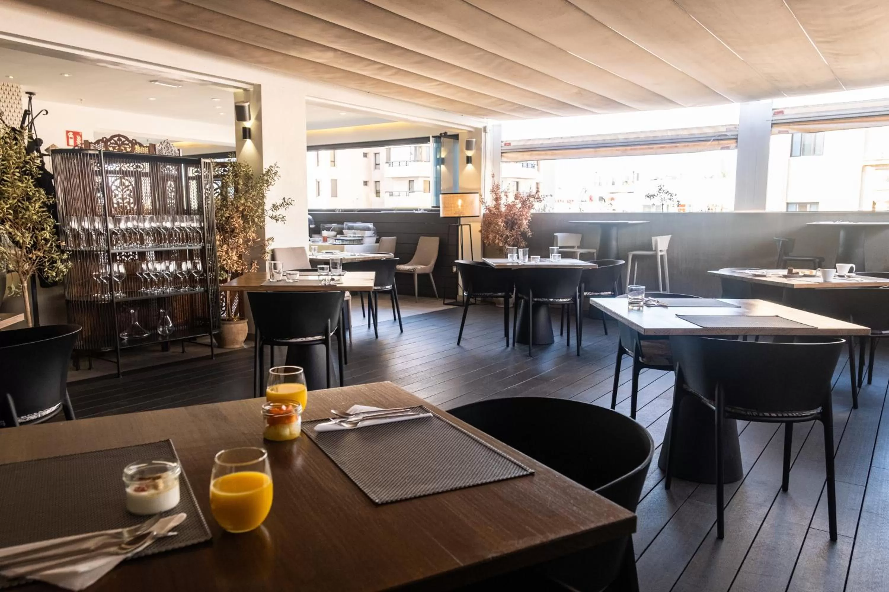 Breakfast in Hotel Adonis Capital