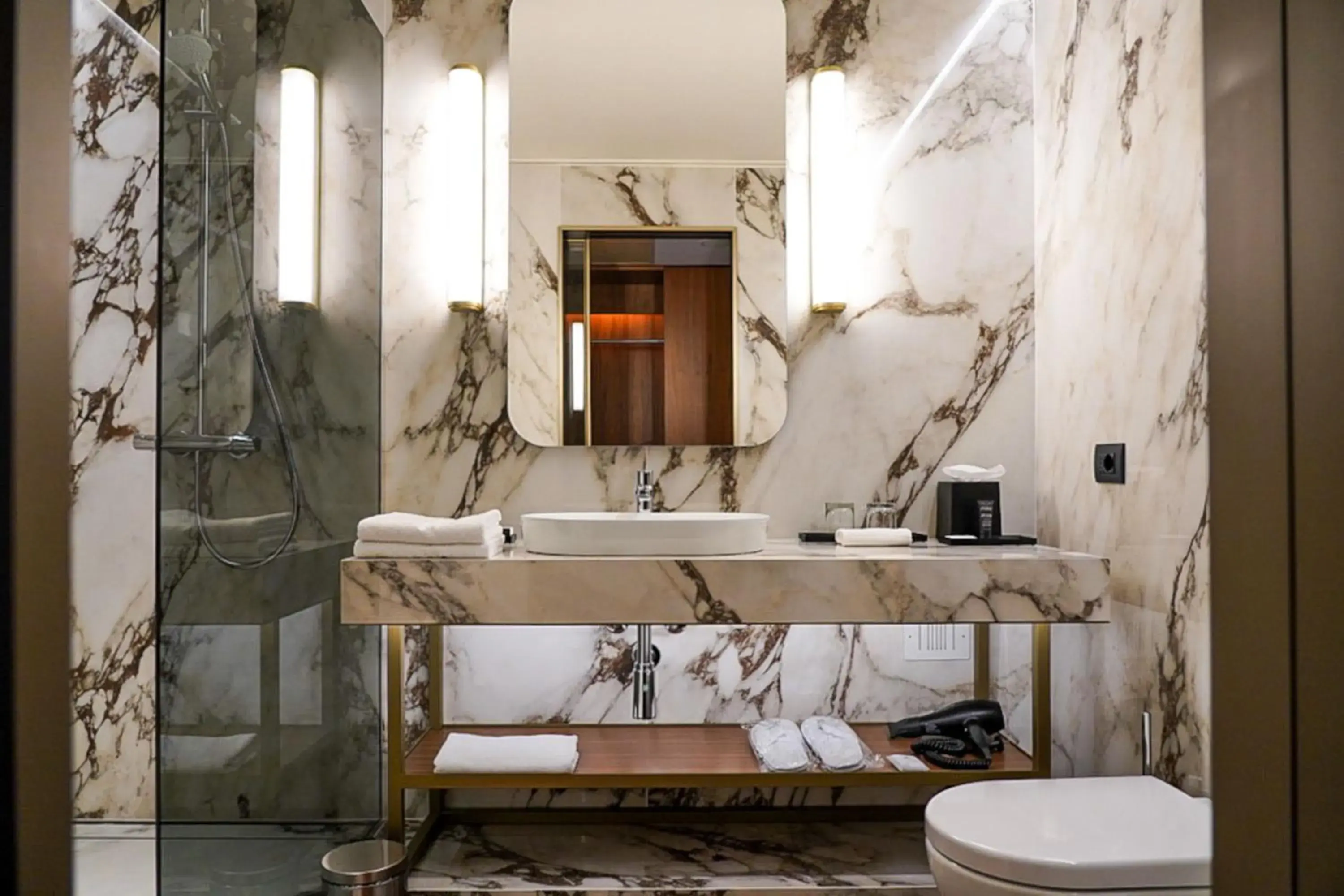 Bathroom in Sheraton Lake Como Hotel