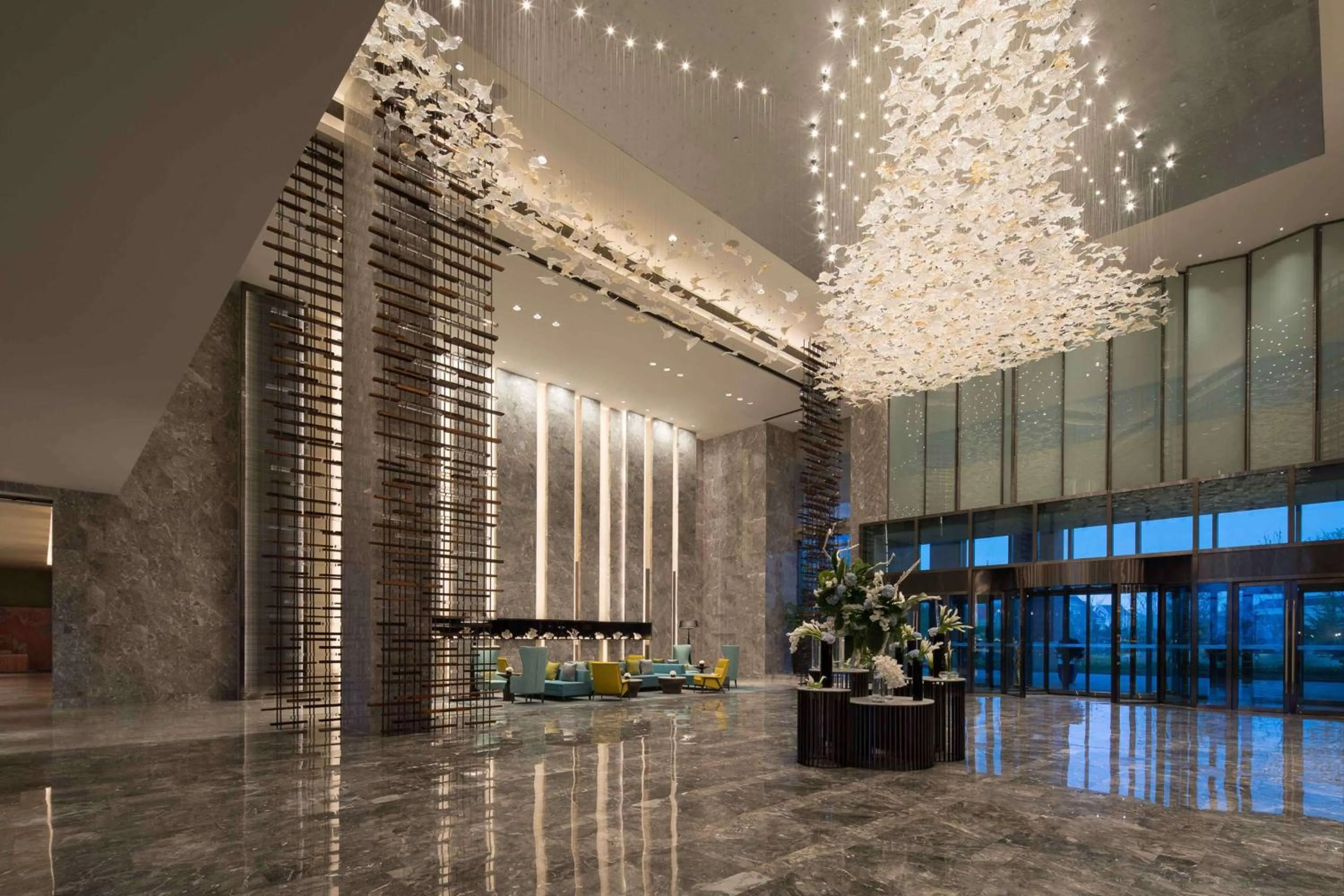 Lobby or reception in Doubletree By Hilton Qingdao Oriental Movie Metropolis