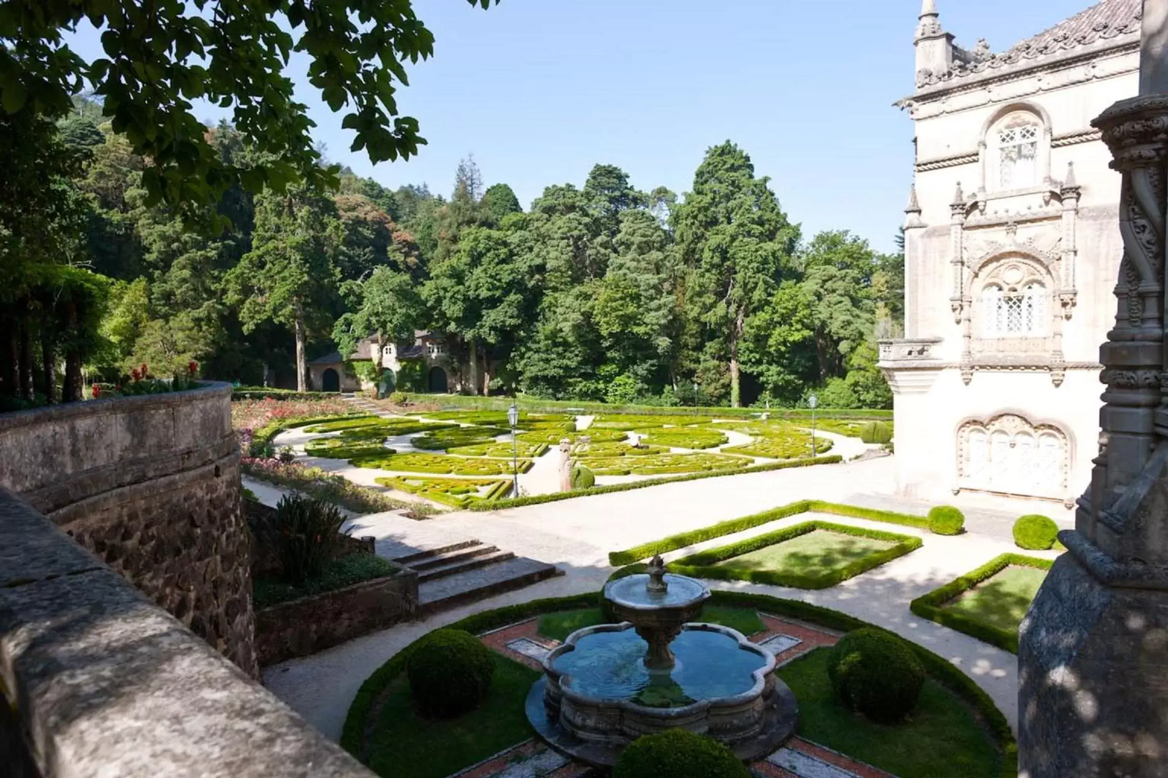 Garden view in Palace Hotel do Bussaco