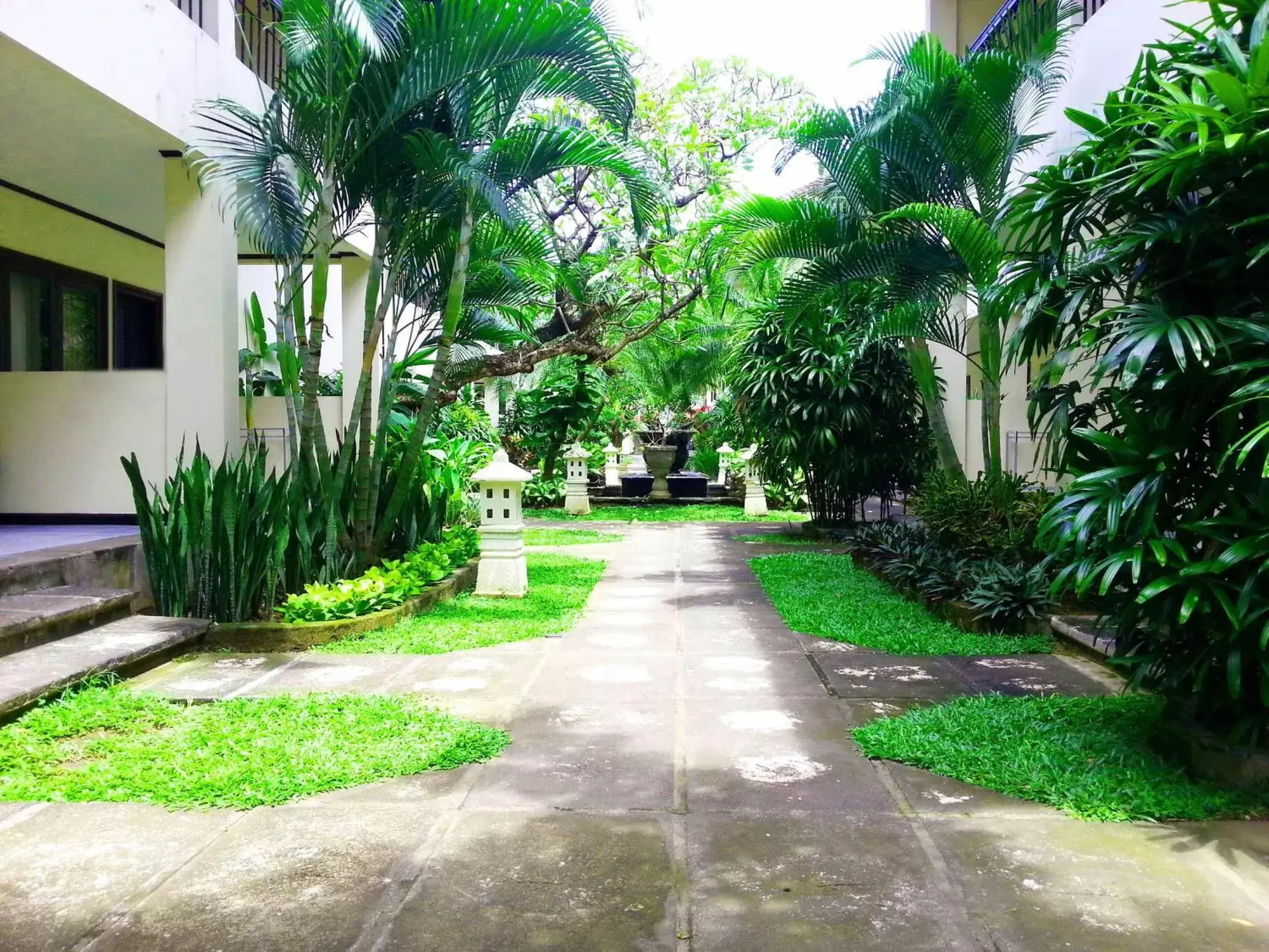 Facade/entrance, Garden in Legian Paradiso Hotel