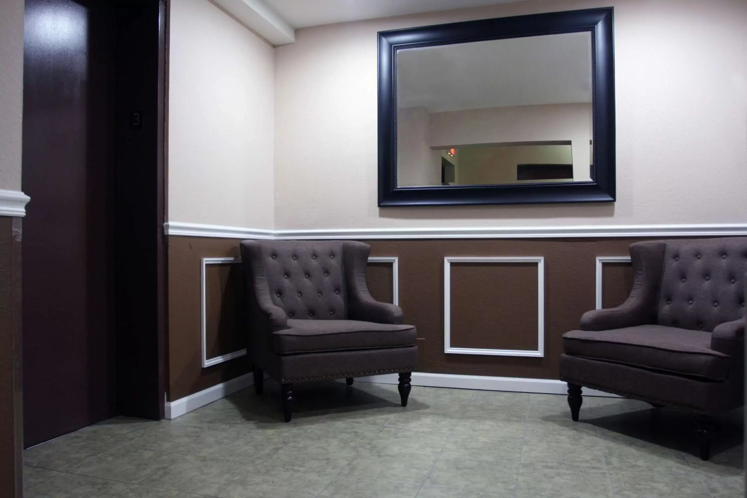 Lobby or reception, Seating Area in Best Western Woodstock Inn