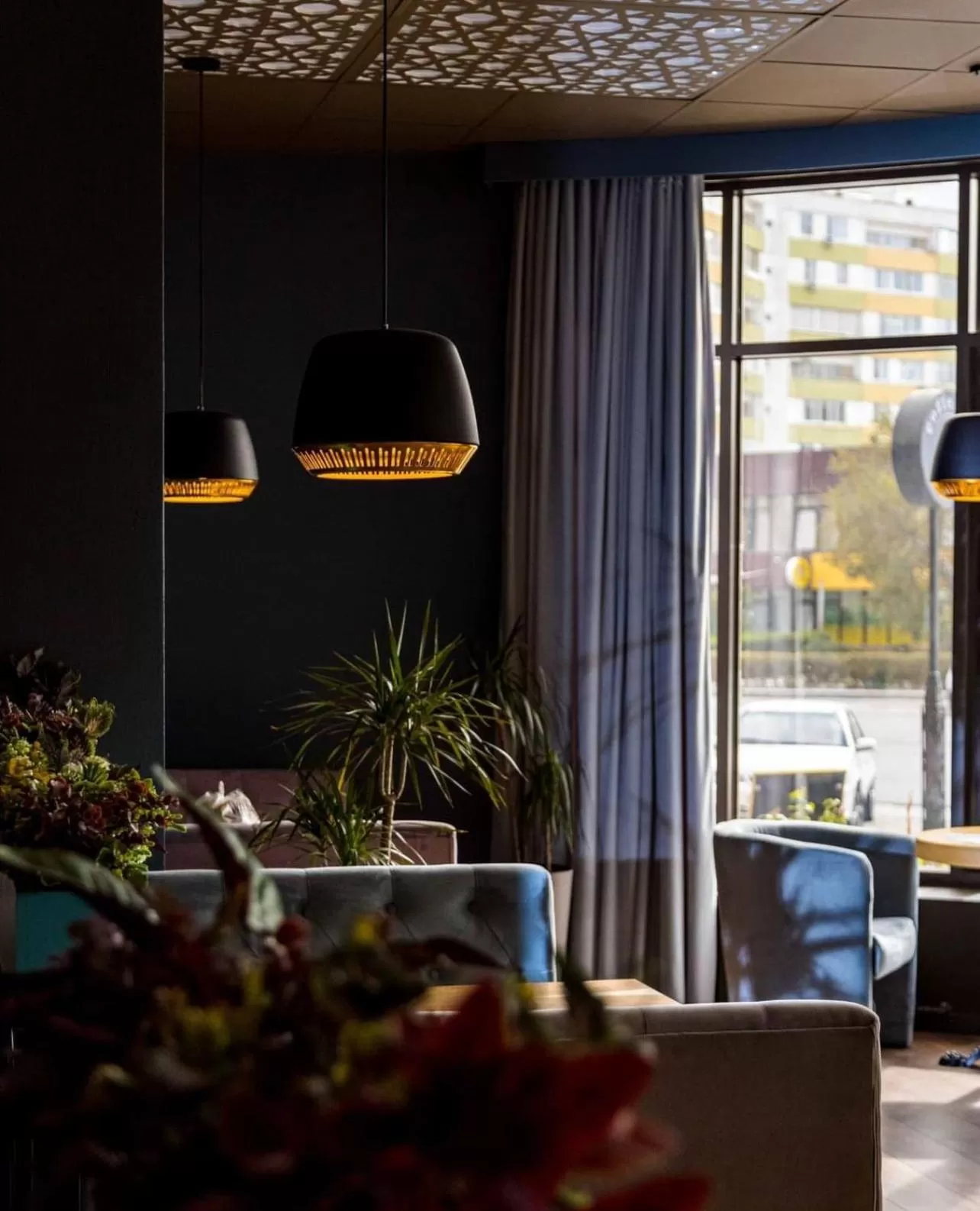 Restaurant/places to eat in Golden Palace