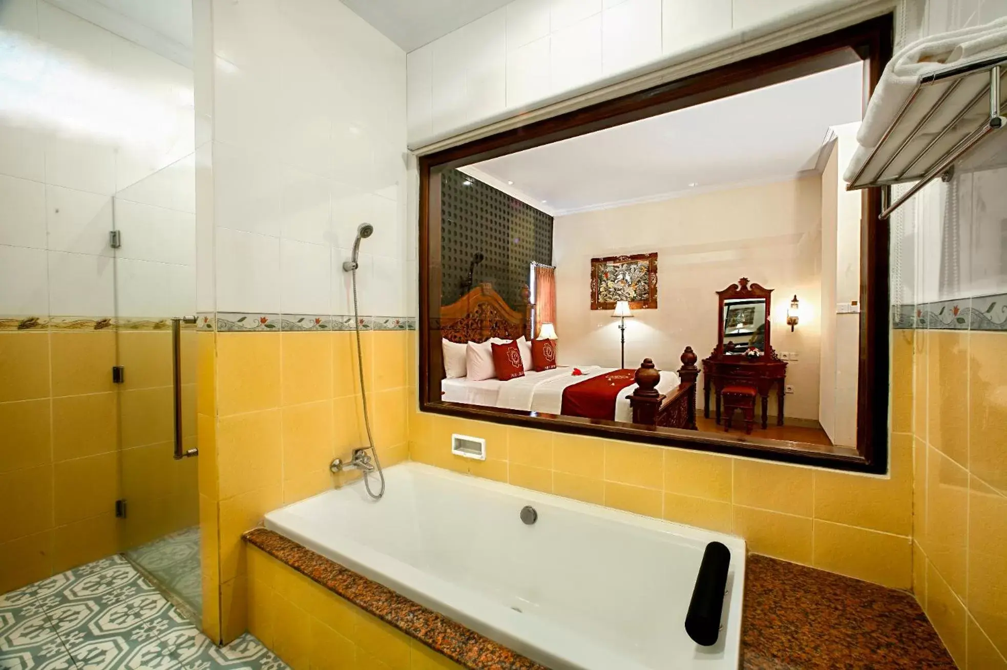 Bathroom in Puri Saron Hotel Baruna Beach Lovina