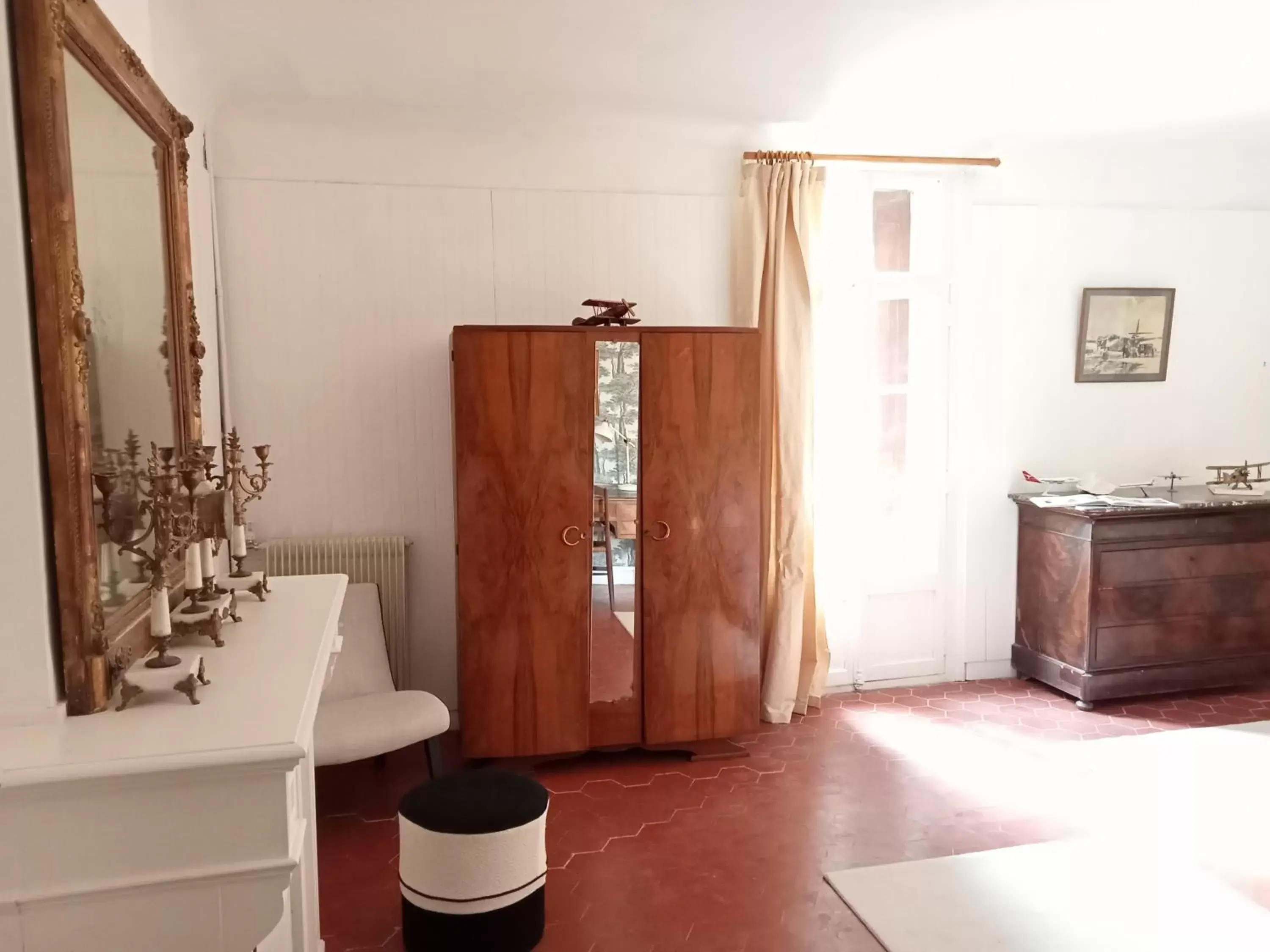 Photo of the whole room, Bathroom in Mas Palegry côté jardin