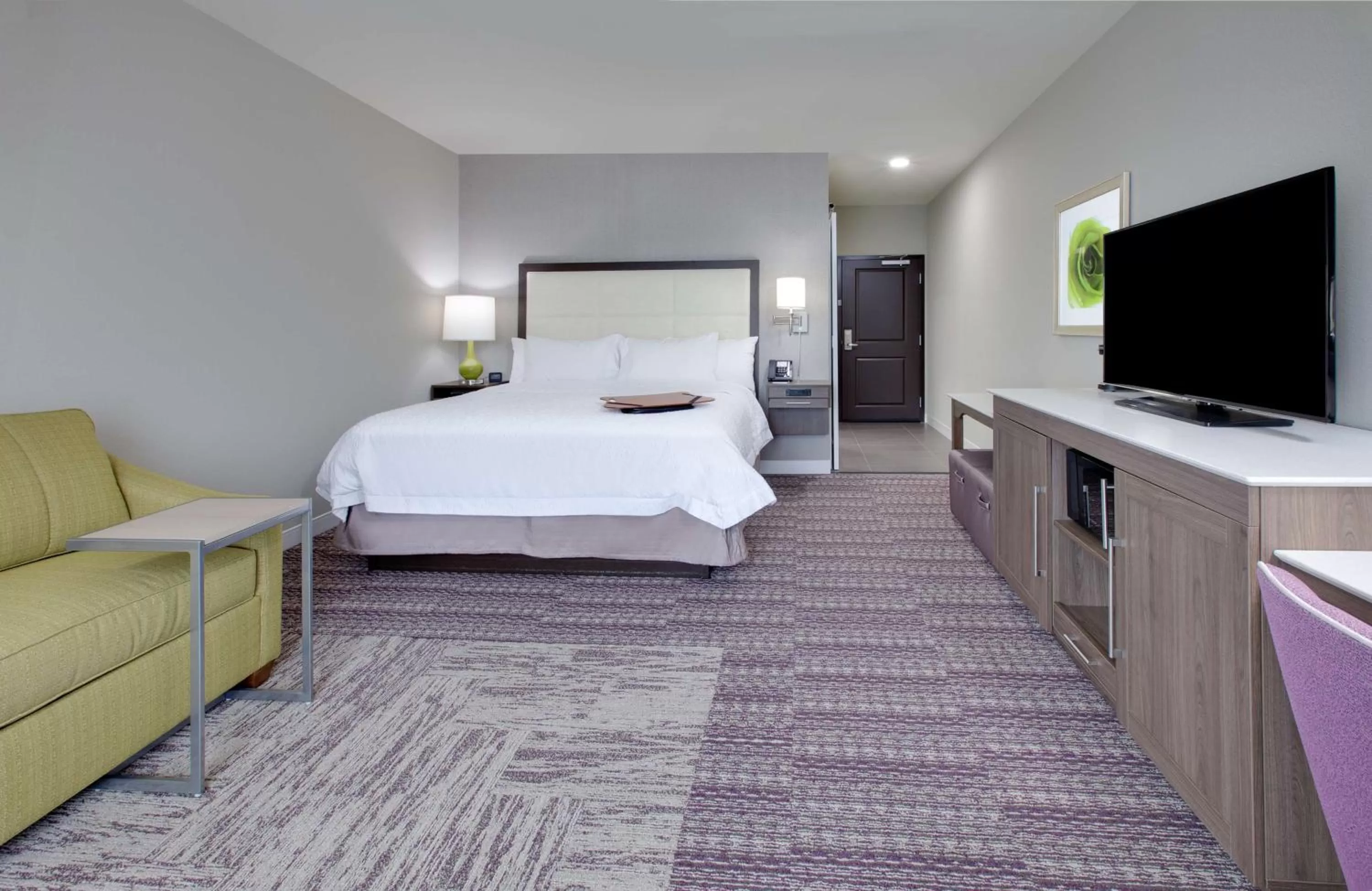 Bed in Hampton Inn & Suites Tyler-South