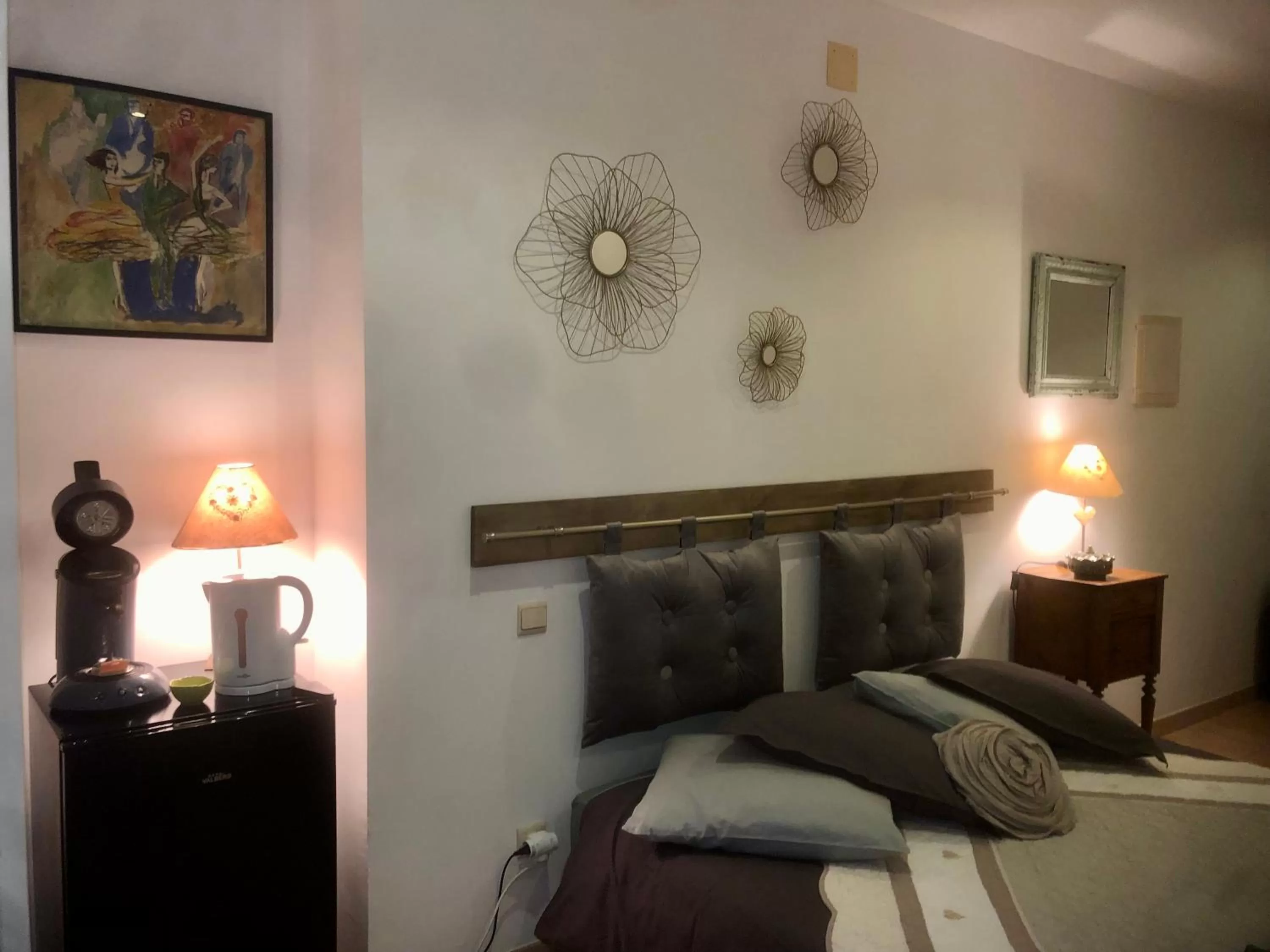 Bed in MAS TRAMONTANE chambres d'hôtes avec parc arboré & piscine