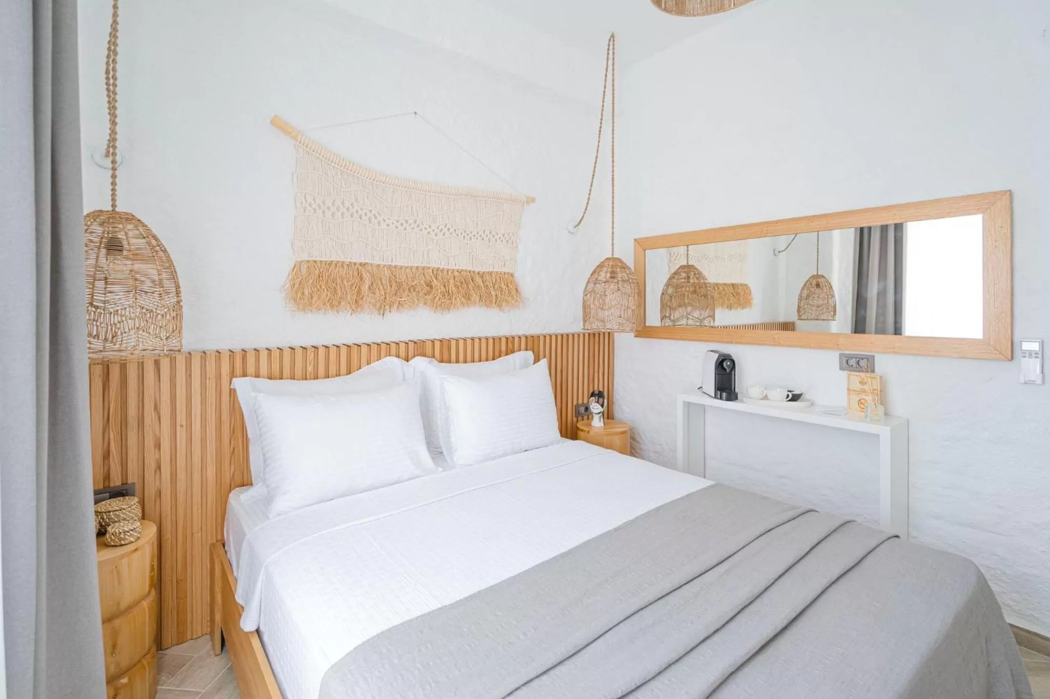 Bed in Voger Alaçatı Silence