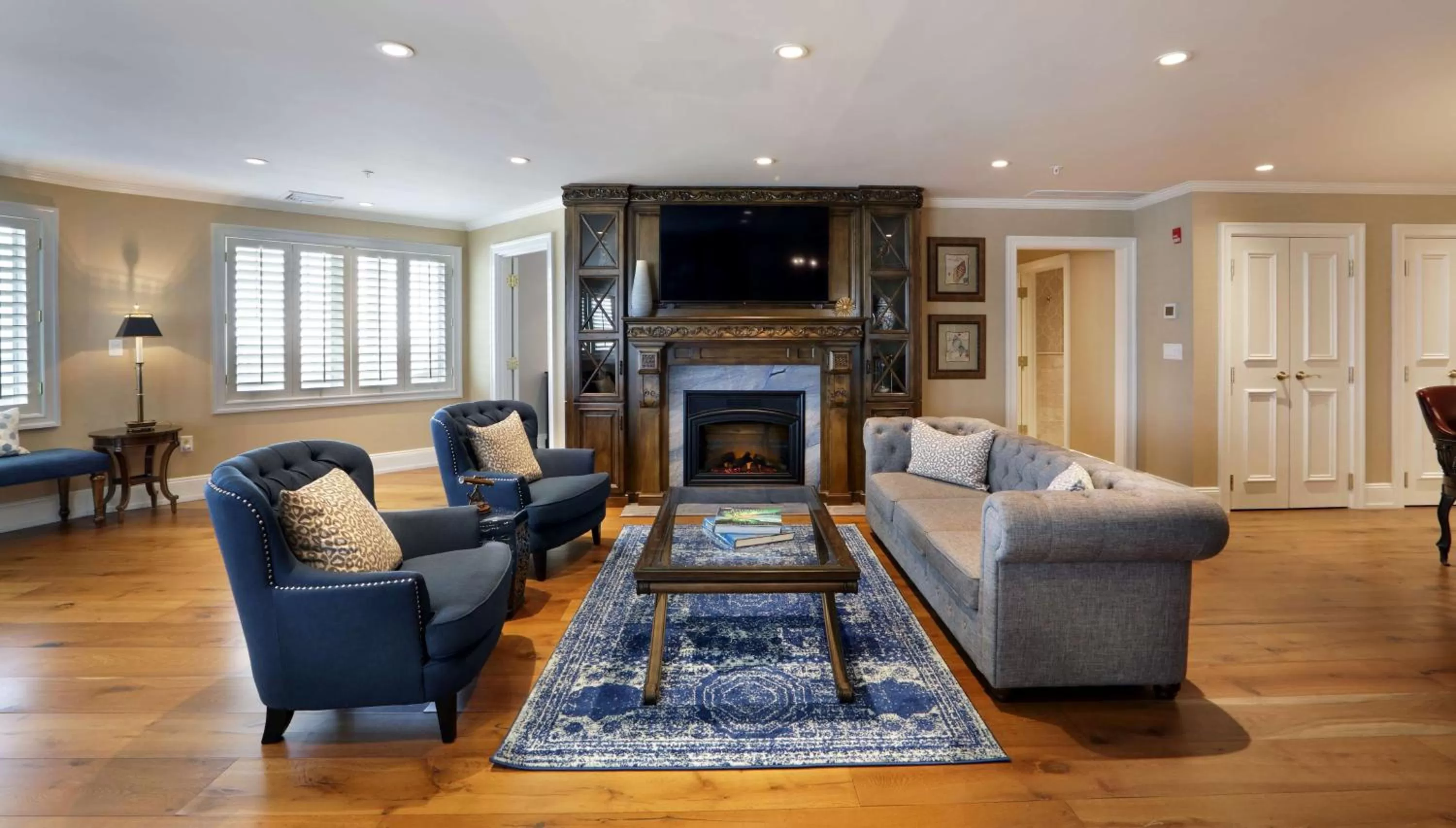 Living room in Madison Beach Hotel, Curio Collection by Hilton