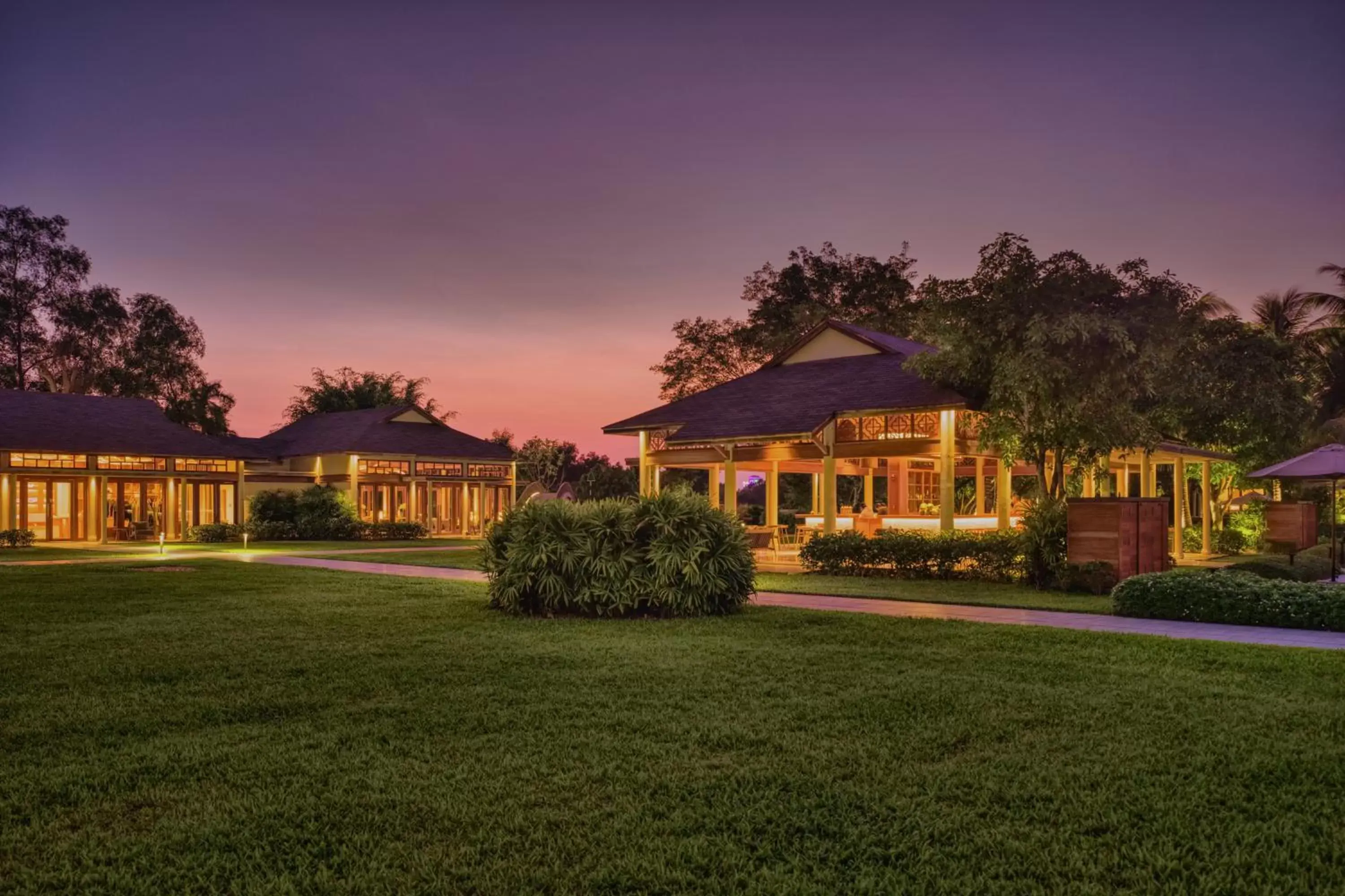 Restaurant/places to eat in Azerai Can Tho Restaurant/places to eat in Azerai Can Tho