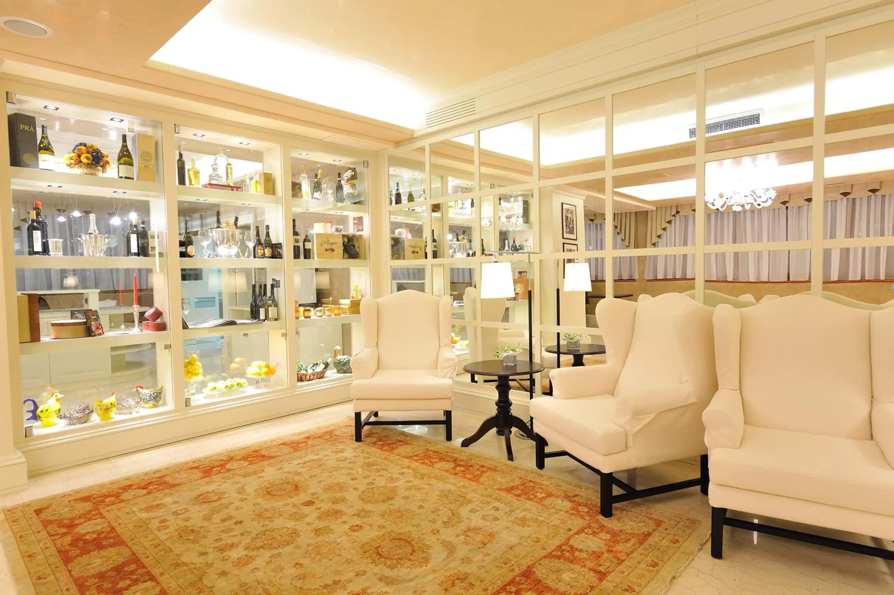 Lounge or bar in Hotel Roxy Plaza Lounge or bar in Hotel Roxy Plaza