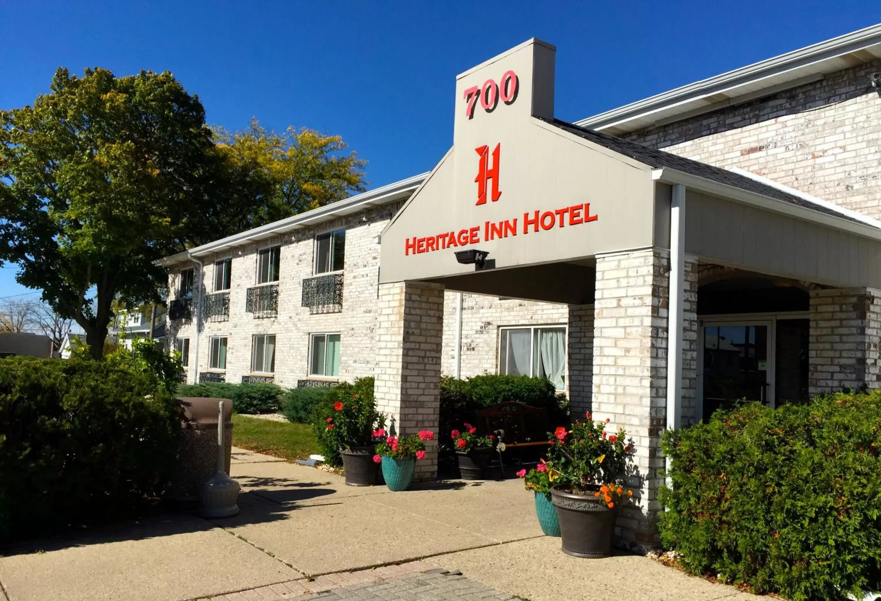 Facade/entrance, Property Building in Heritage Inn Hotel