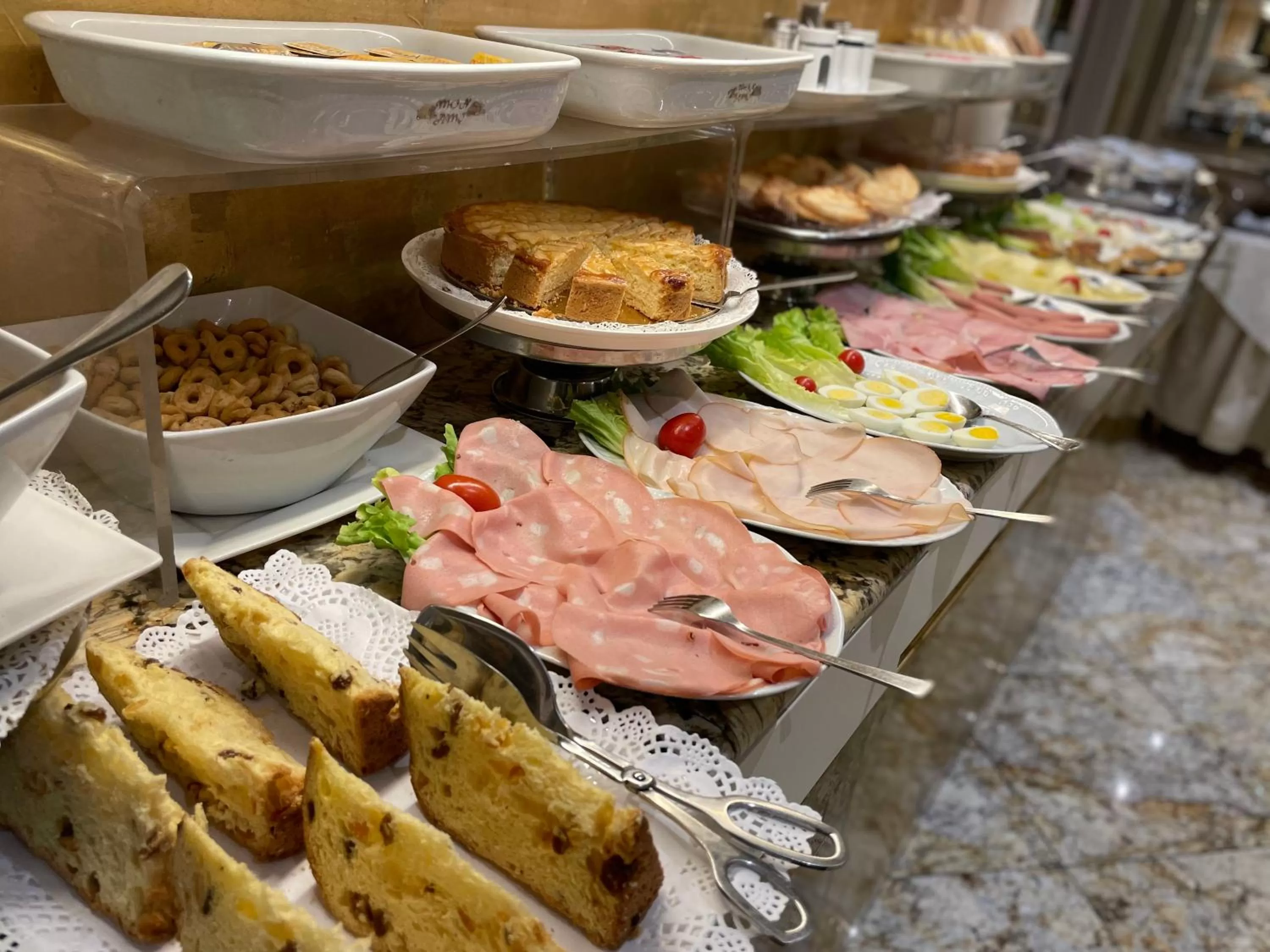 Food and drinks in Hotel Wagner