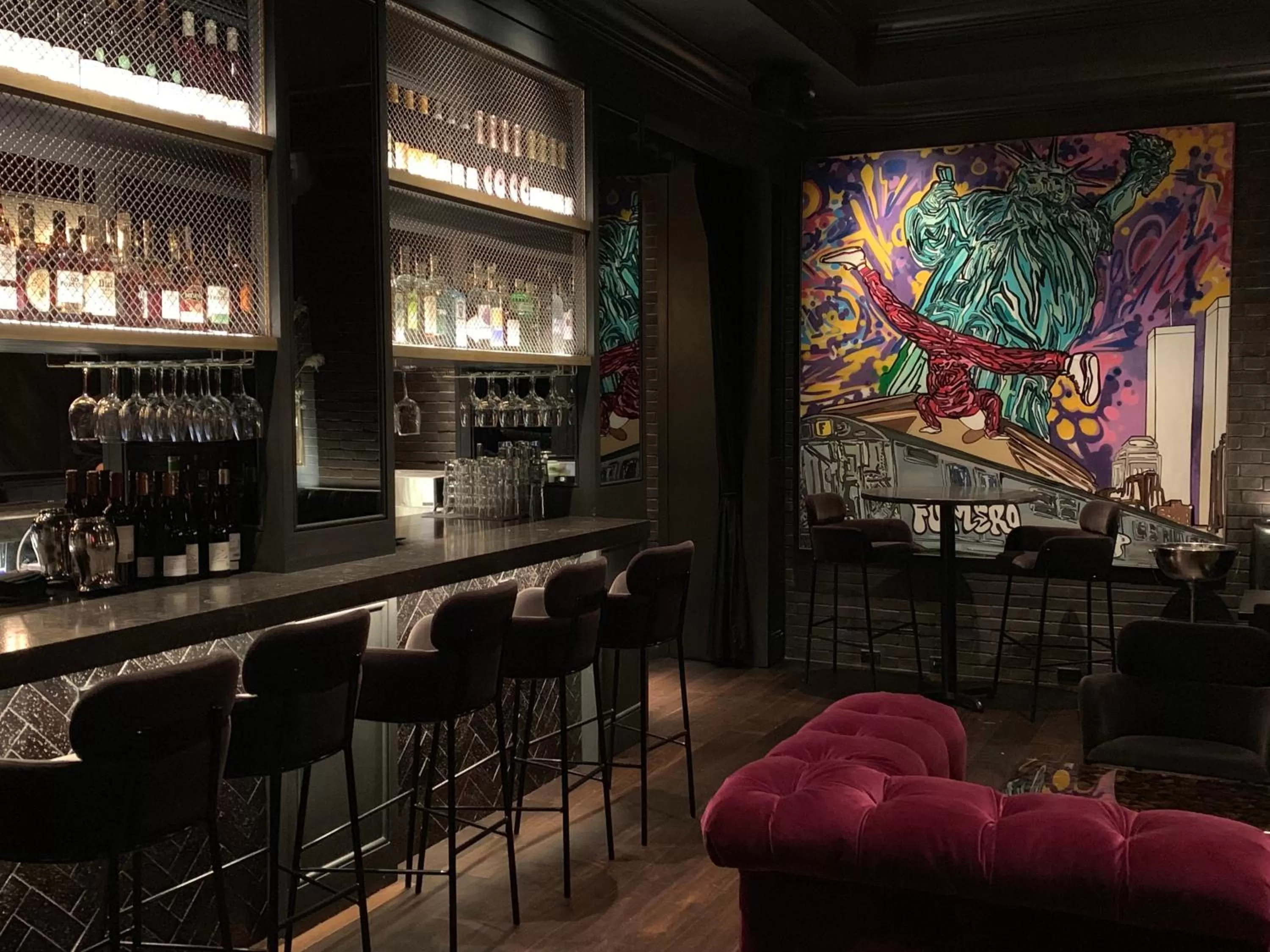 Lounge or bar in Kixby