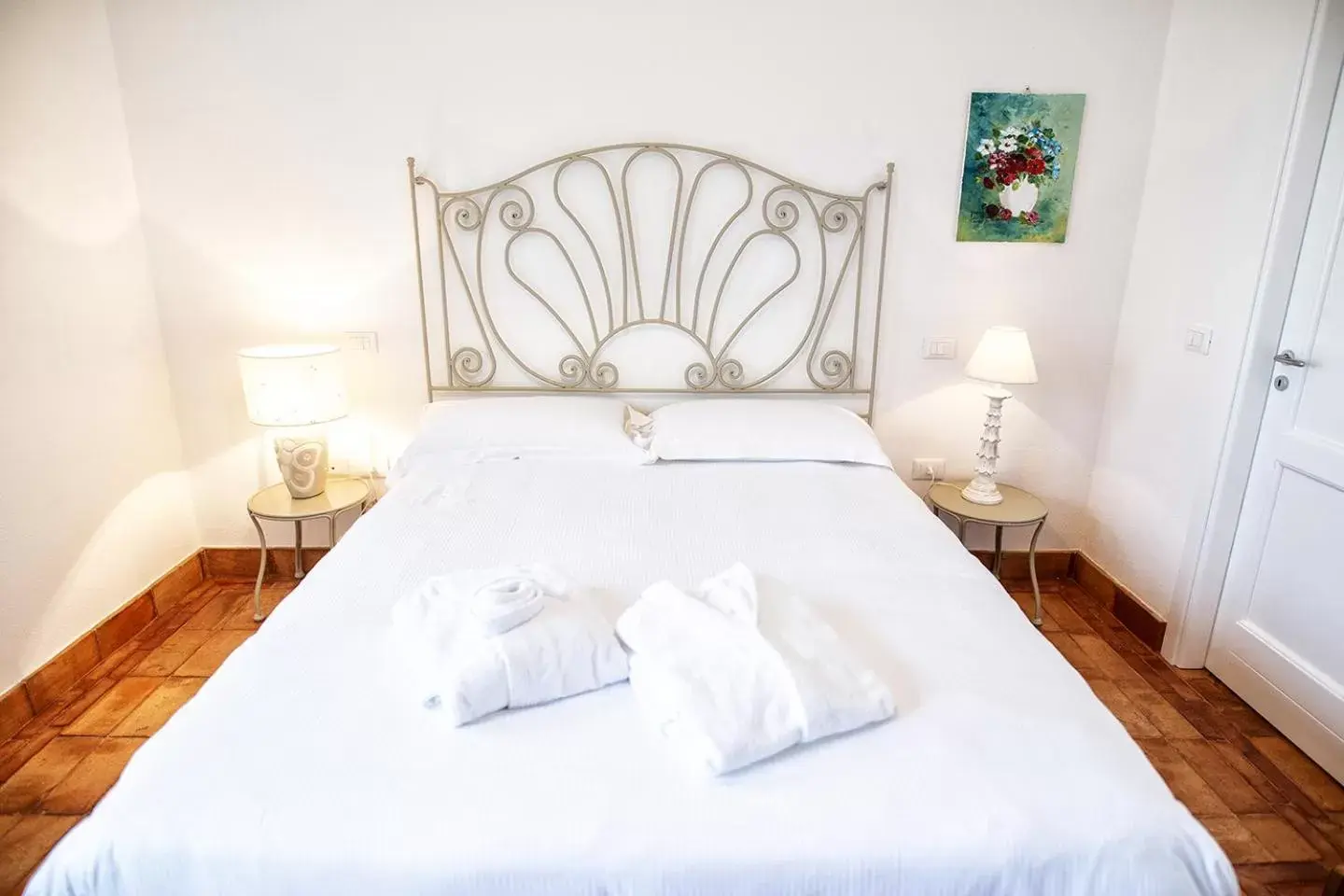 Photo of the whole room, Bed in Borgo Rosso di Sera Resort
