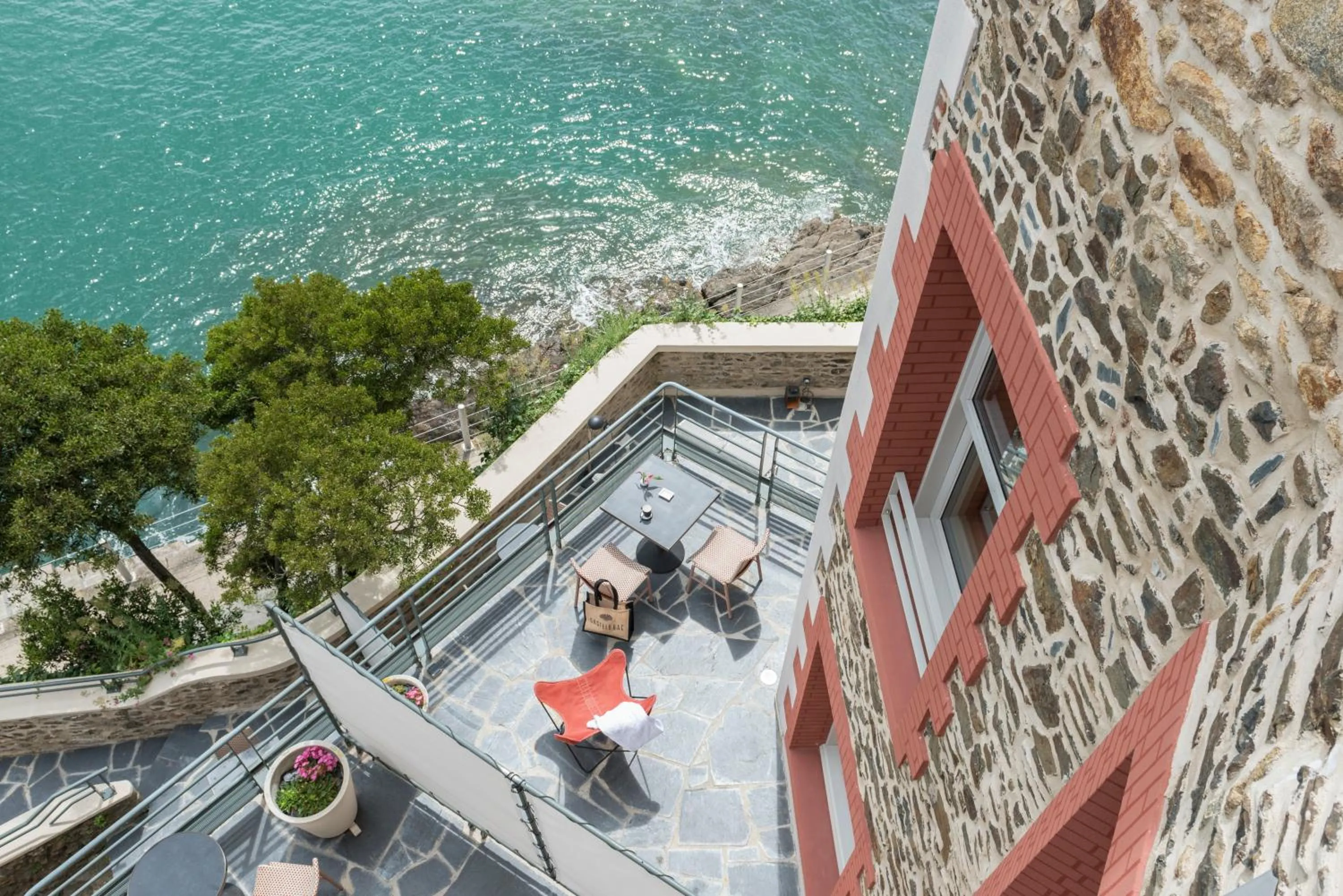 Patio in Castelbrac Hotel & Spa