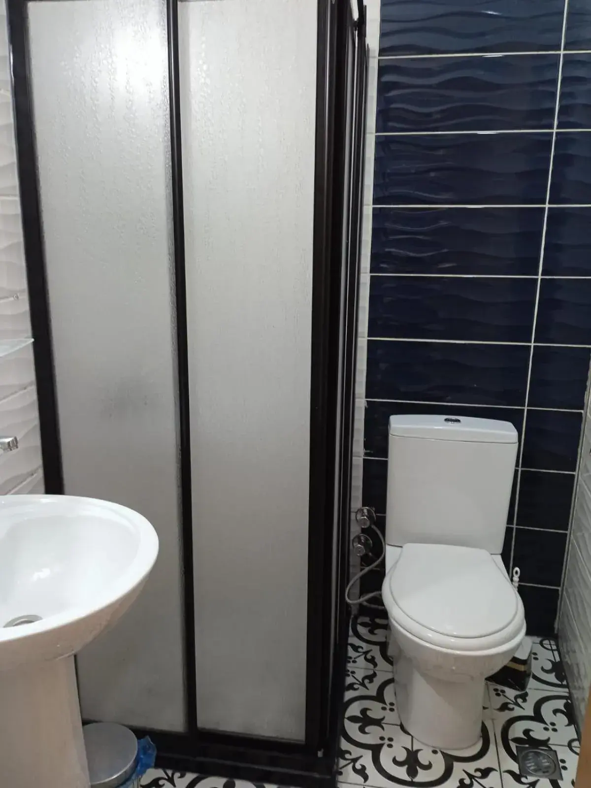 Bathroom in Reydel Hotel