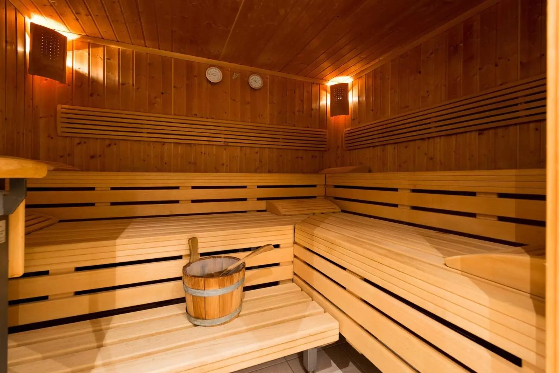 Sauna in Hotel Kristall-Saphir Superior