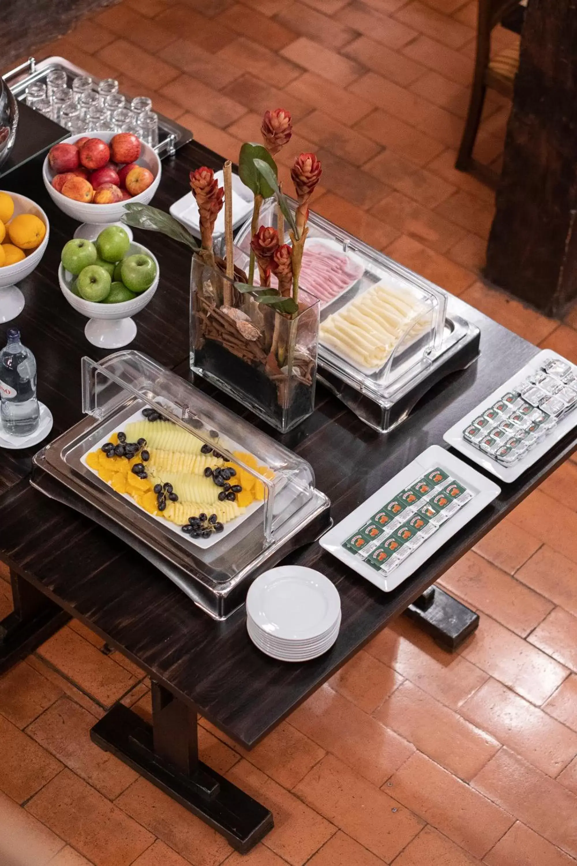 Buffet breakfast, Food in SANA Rex Hotel