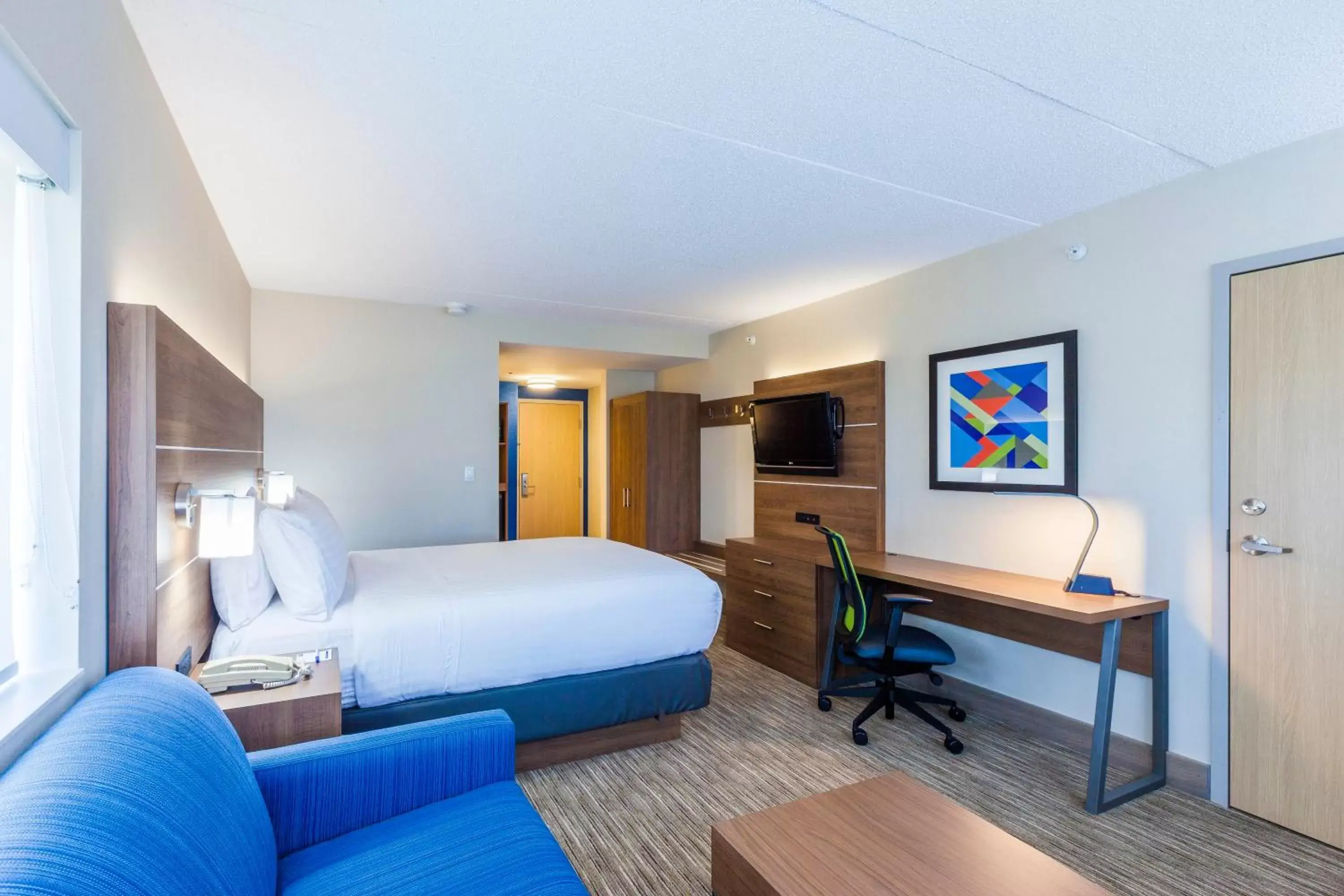 Photo of the whole room in Holiday Inn Express Hotel & Suites Saint John Harbour Side, an IHG Hotel