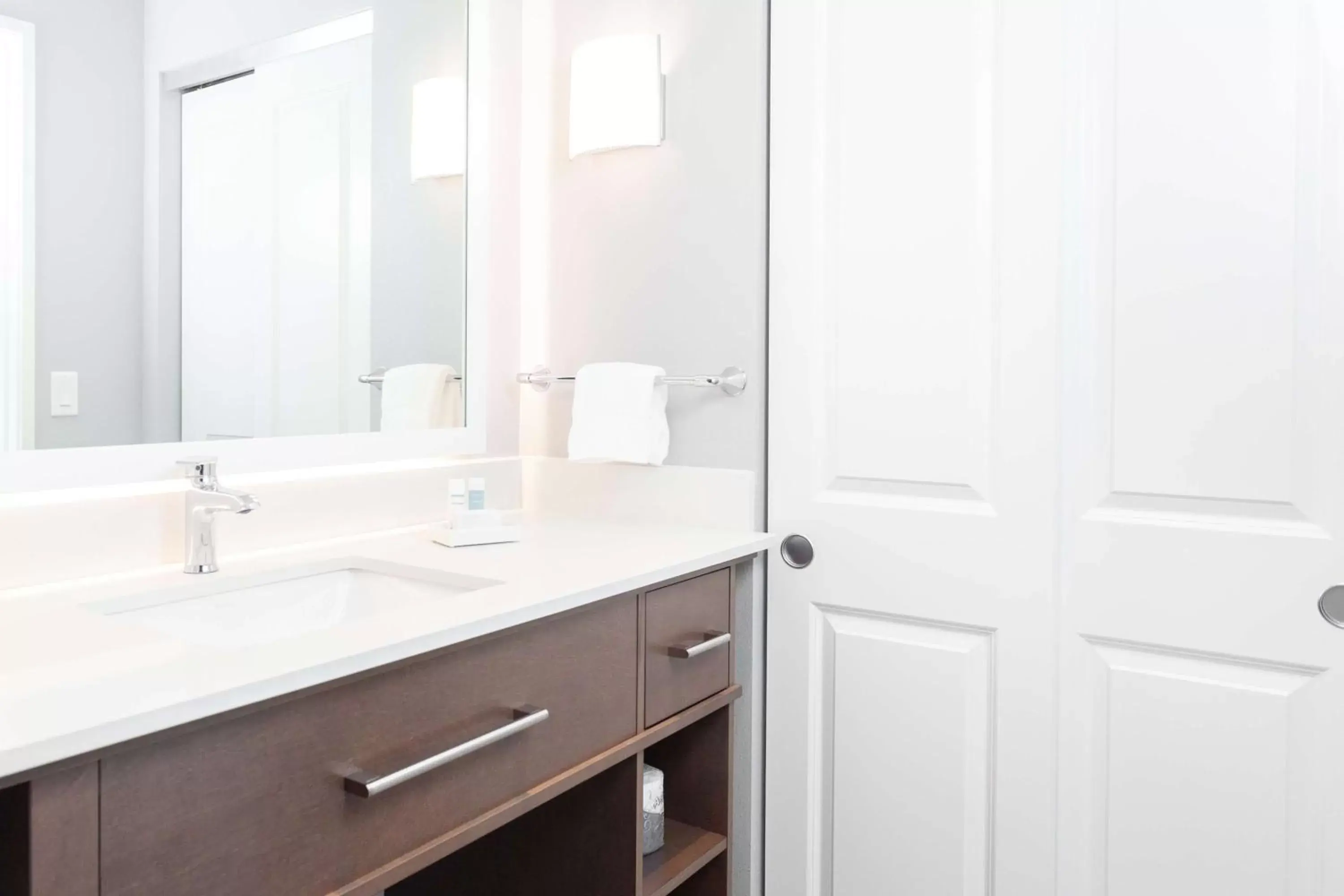 Bathroom in Homewood Suites By Hilton Broomfield Boulder