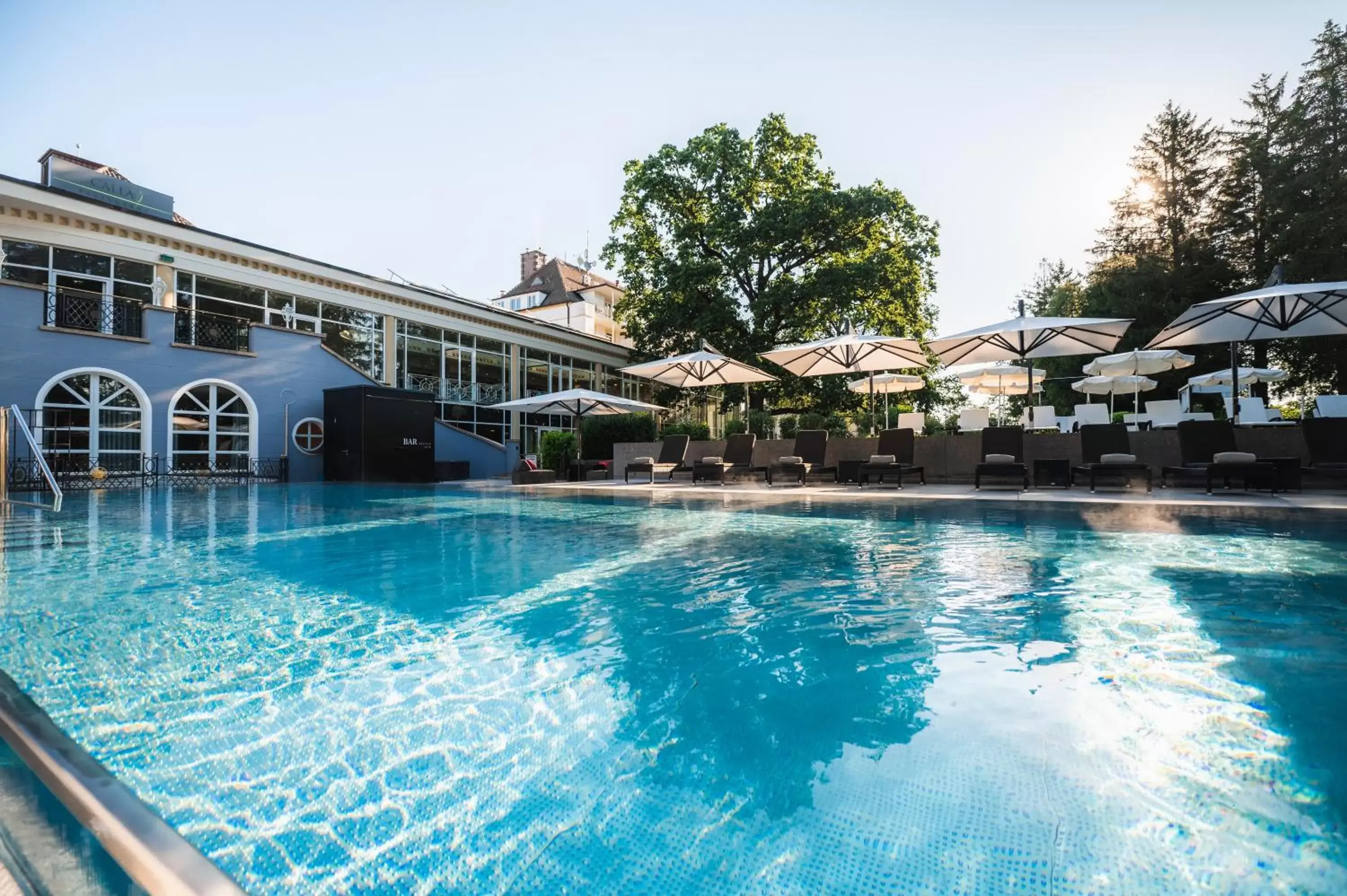 Swimming Pool in Steigenberger Hotel Der Sonnenhof