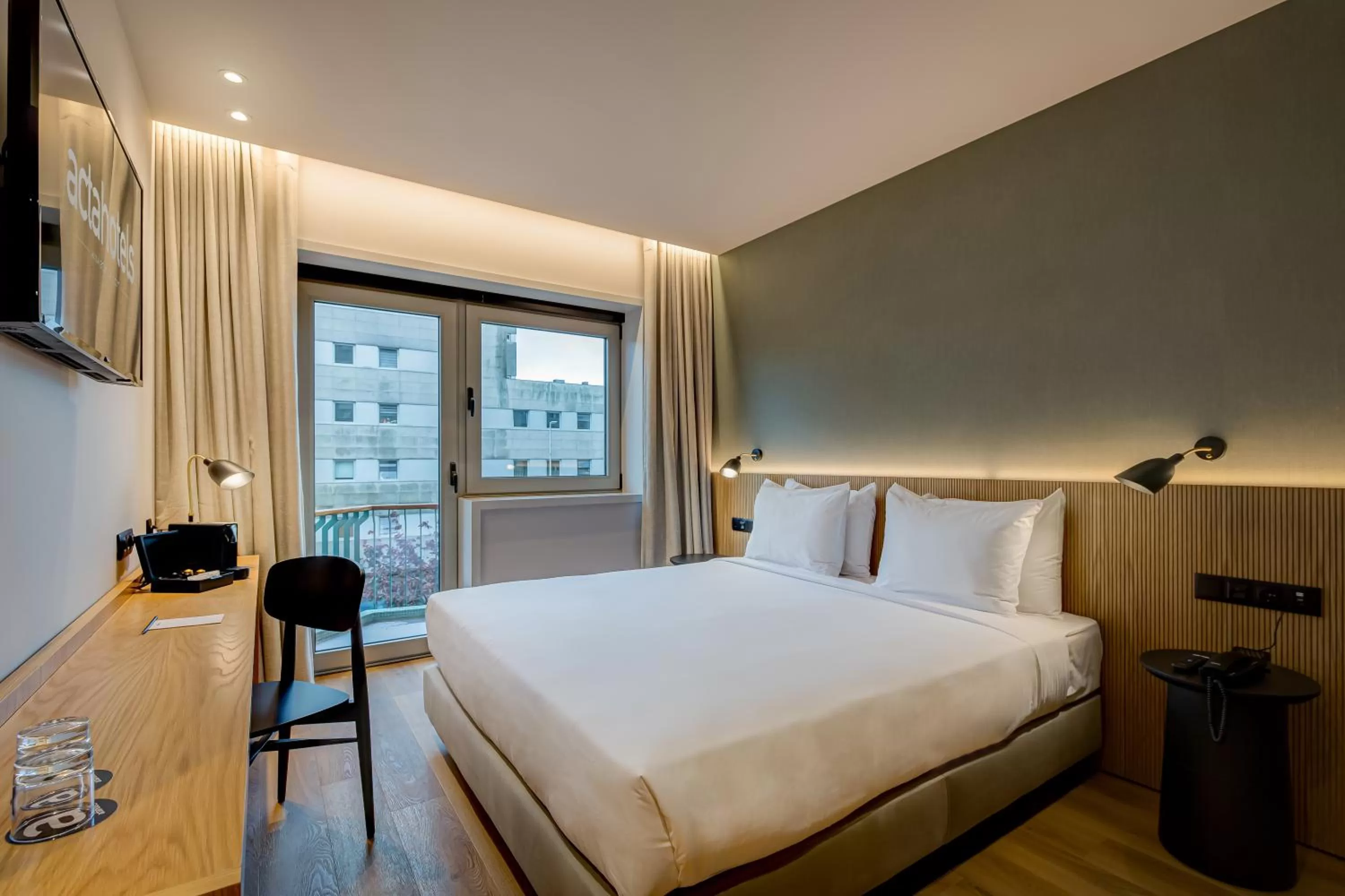 Bedroom, Bed in Acta The Clover