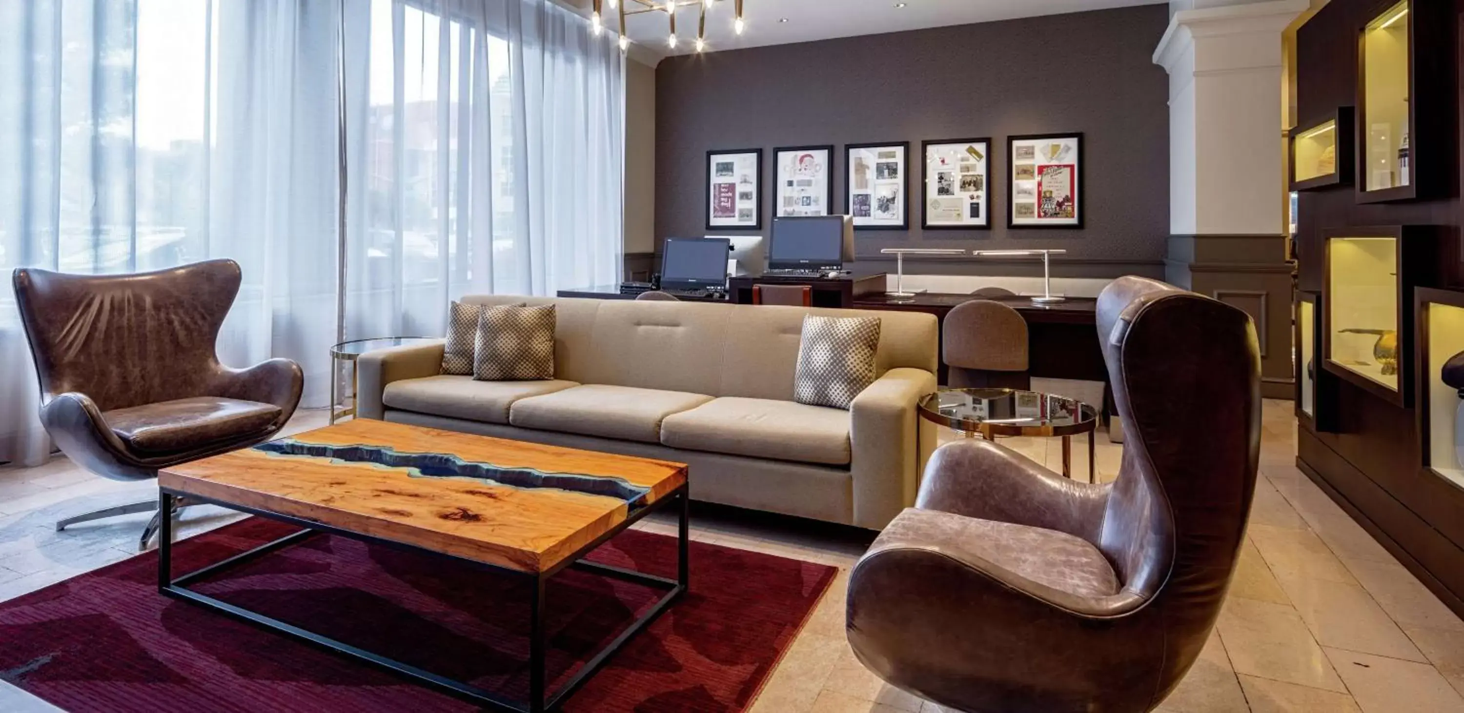 Lobby or reception, Seating Area in Hilton Richmond Downtown