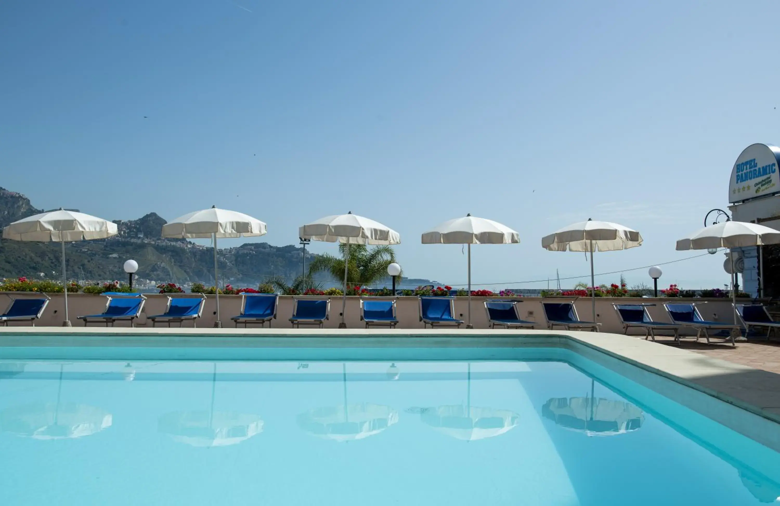 Swimming Pool in Hotel Panoramic