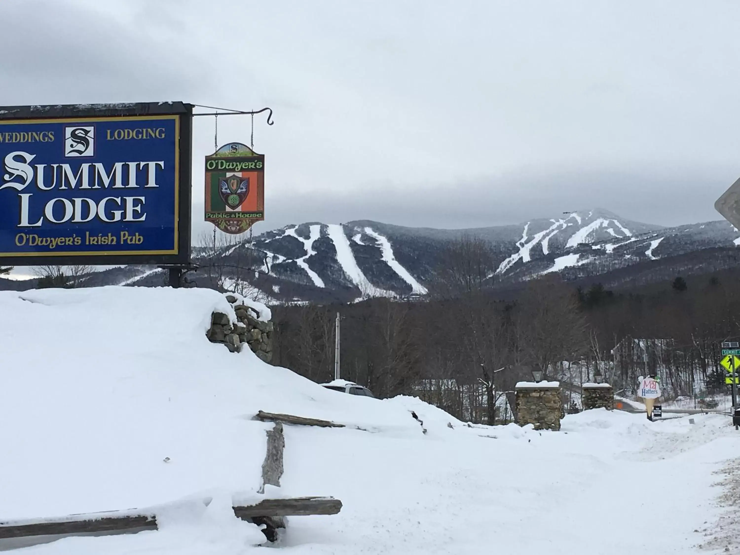 Property logo or sign, Winter in Summit Lodge