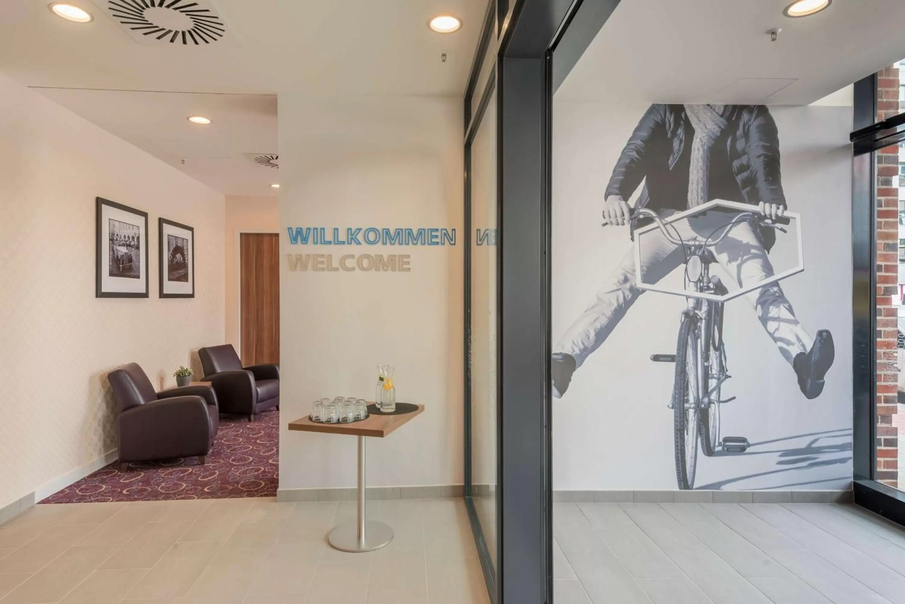 Lobby or reception in Hampton By Hilton Hamburg City Centre